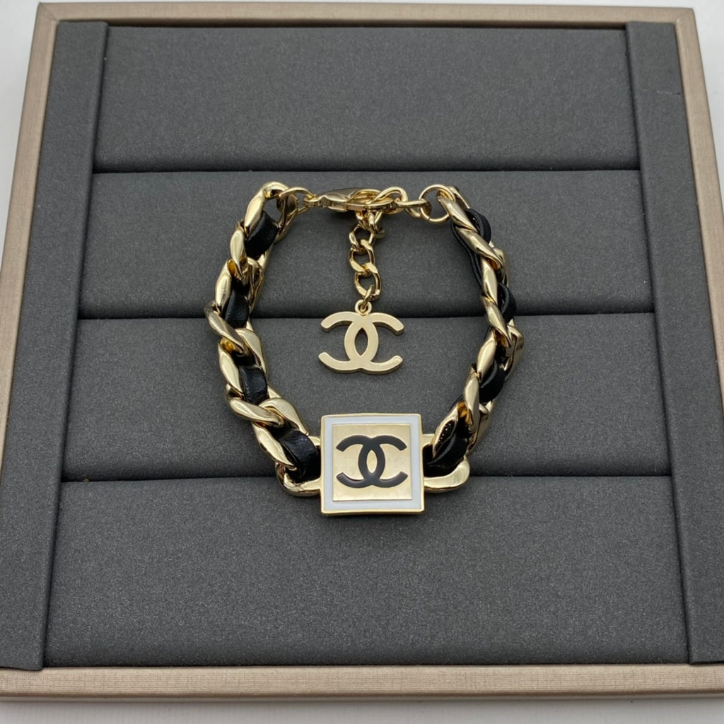 1NV82X  Popular    necklace bracelet earrings