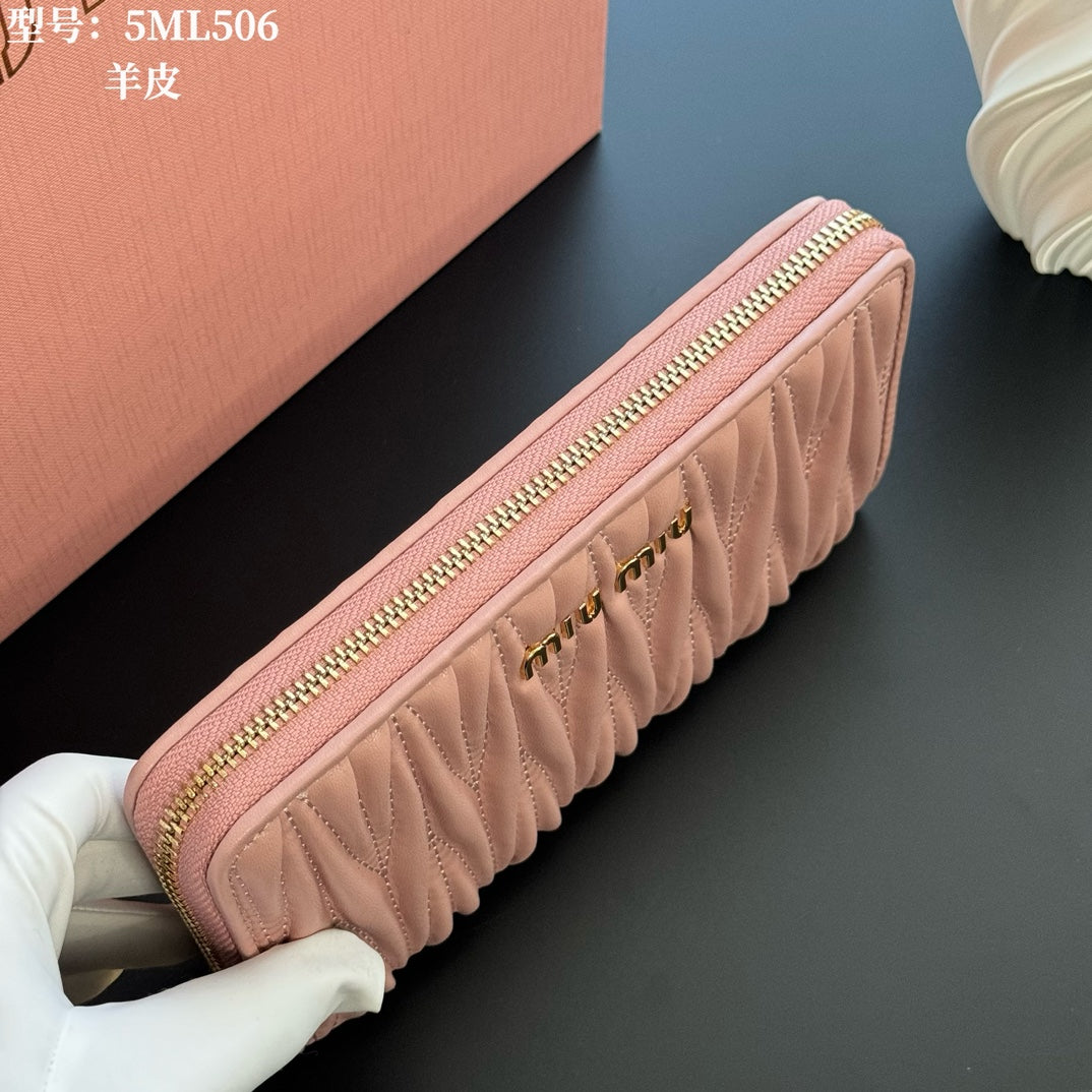 146PA123B Popular leather wallets
