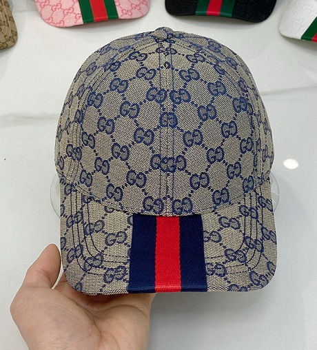 M1R86B131 Fashion hats