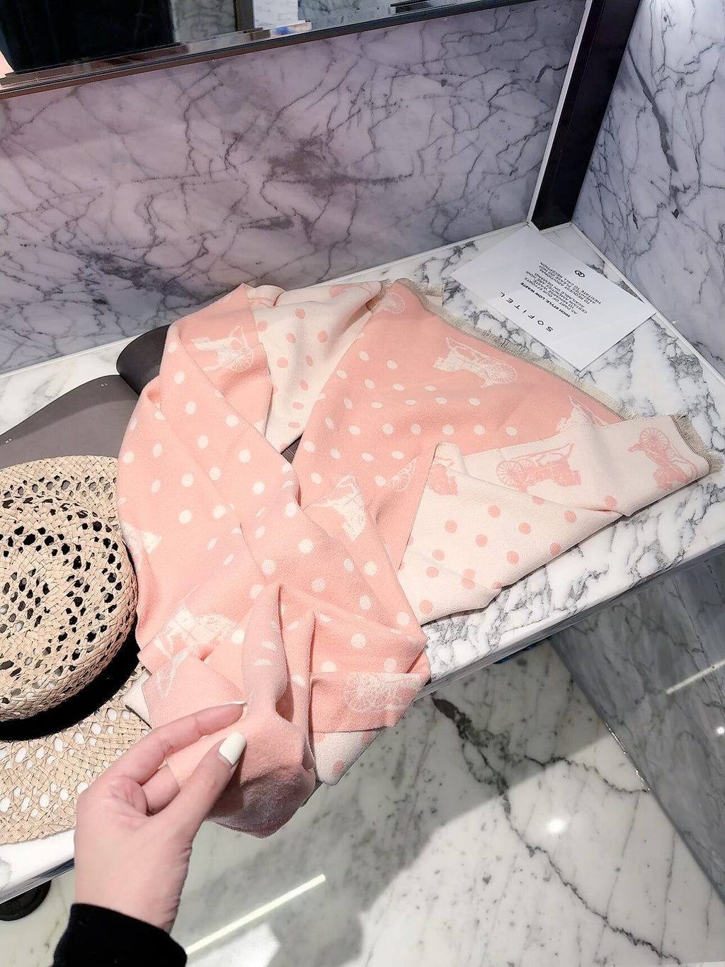 W1R86A117 Popular Winter Scarves