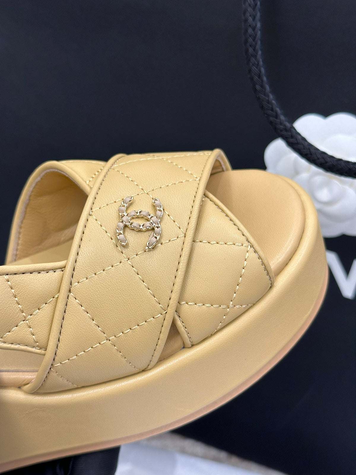 Z2R96C1 Popular high-quality shoes