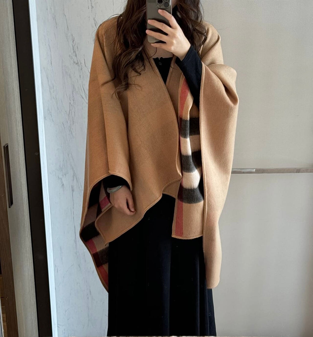 W1R86R56 Fashion cape