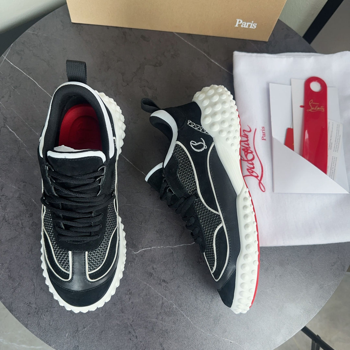Z2P96A11 Popular high-quality shoes
