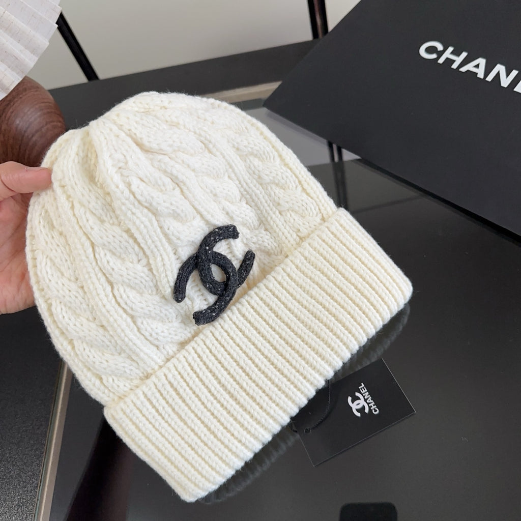 M1R86C23 Fashion hats