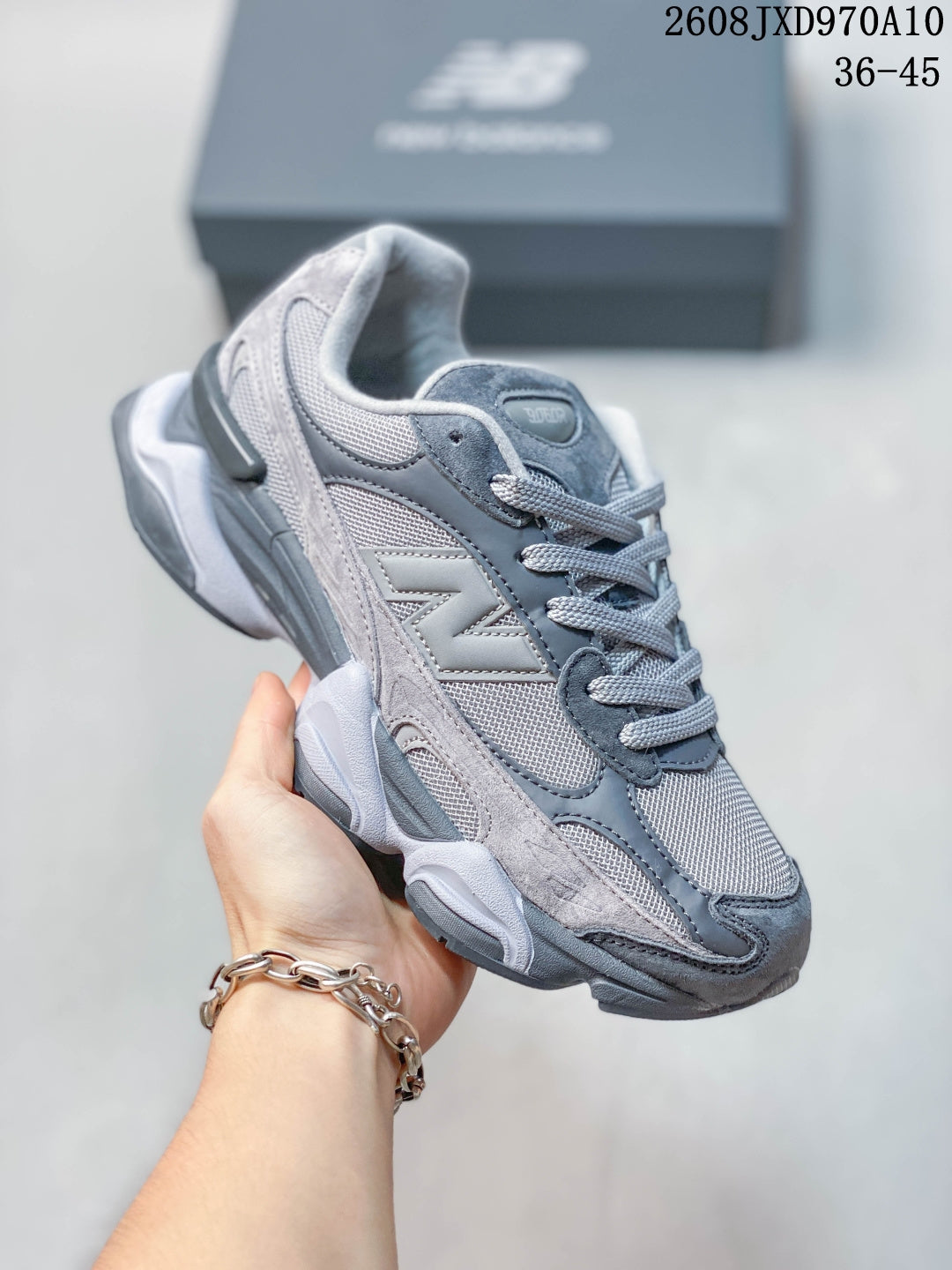 Z4R86A11 Fashion Shoes