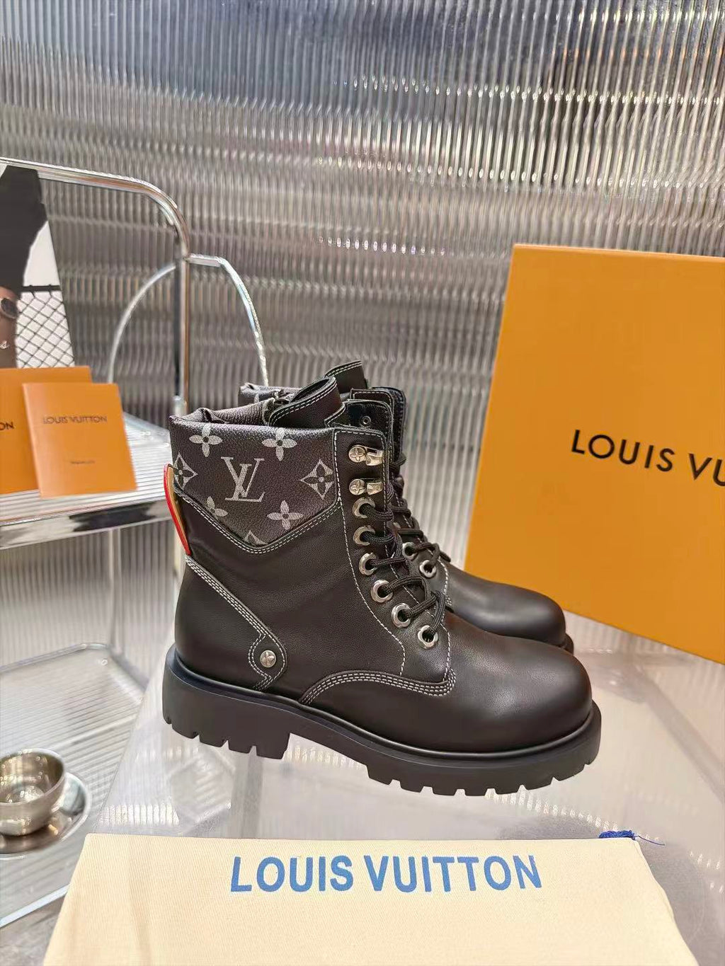 Z2P96E2 Popular high-quality leather shoes