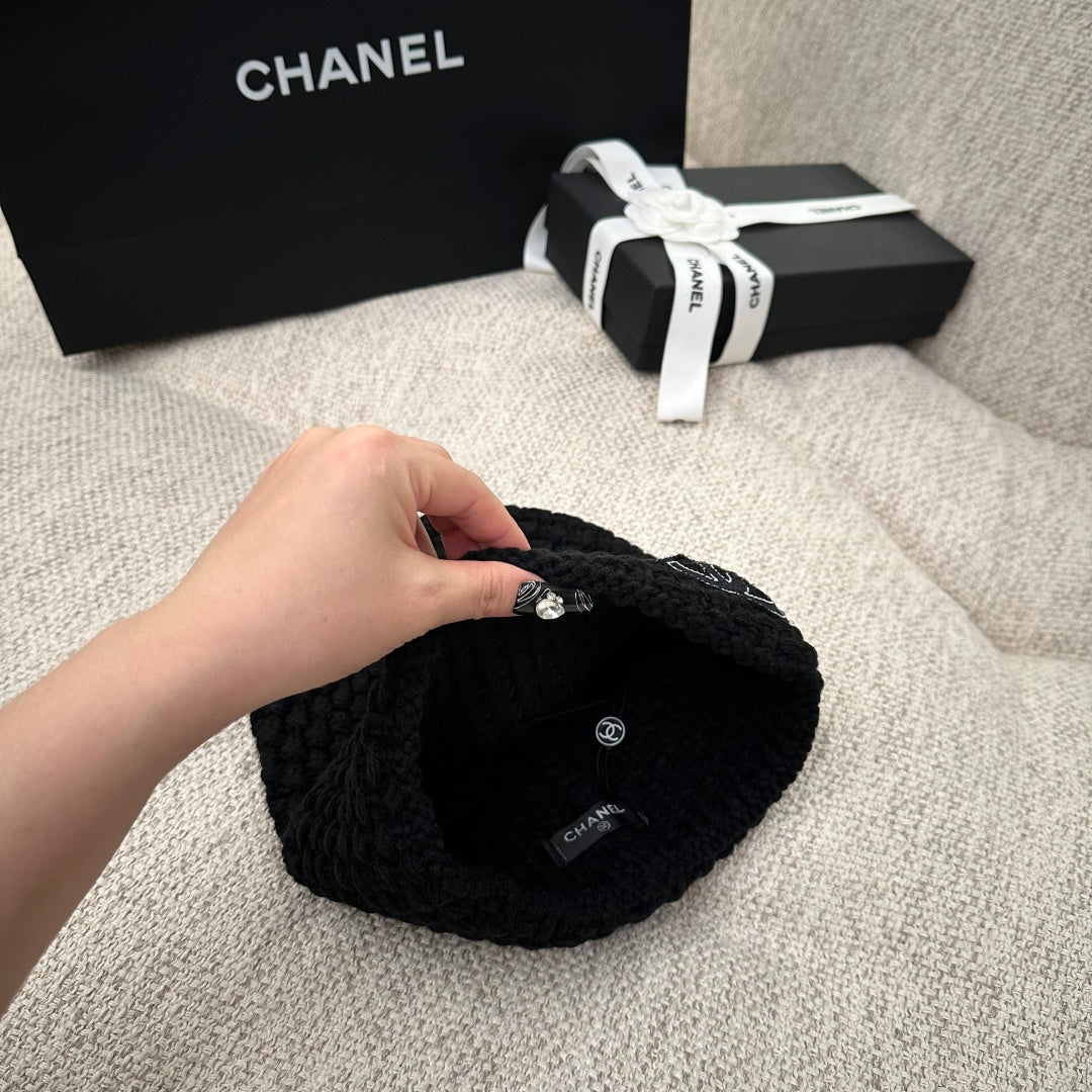 M1R86C8 Fashion hats