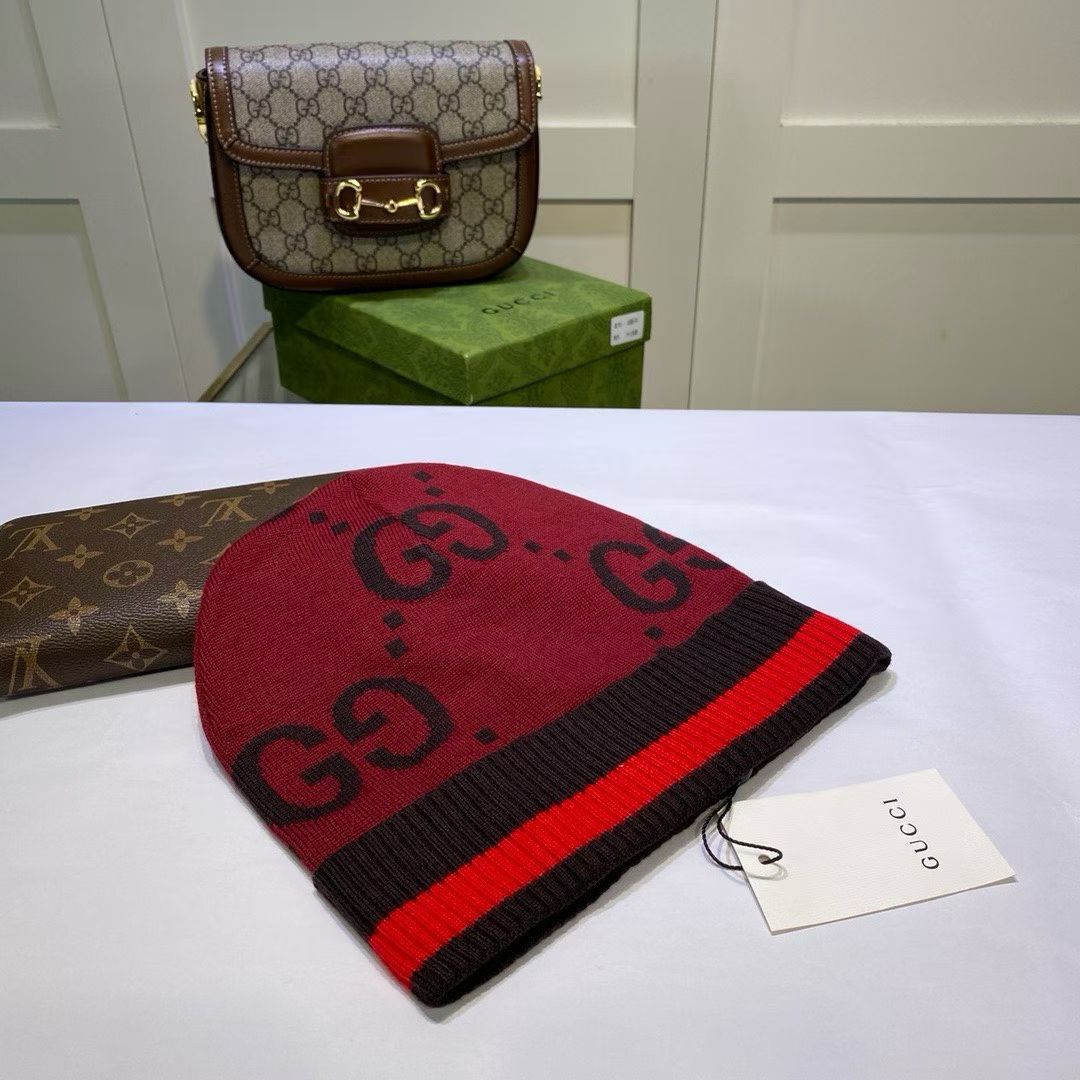 M1R86B62 Fashion hats