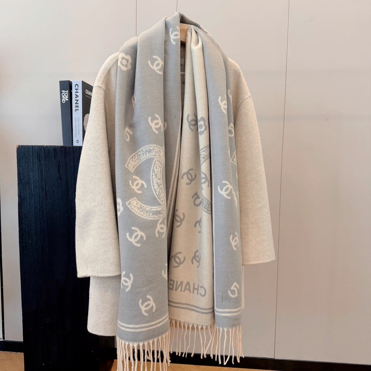 W1R86C55 Popular Winter Scarves