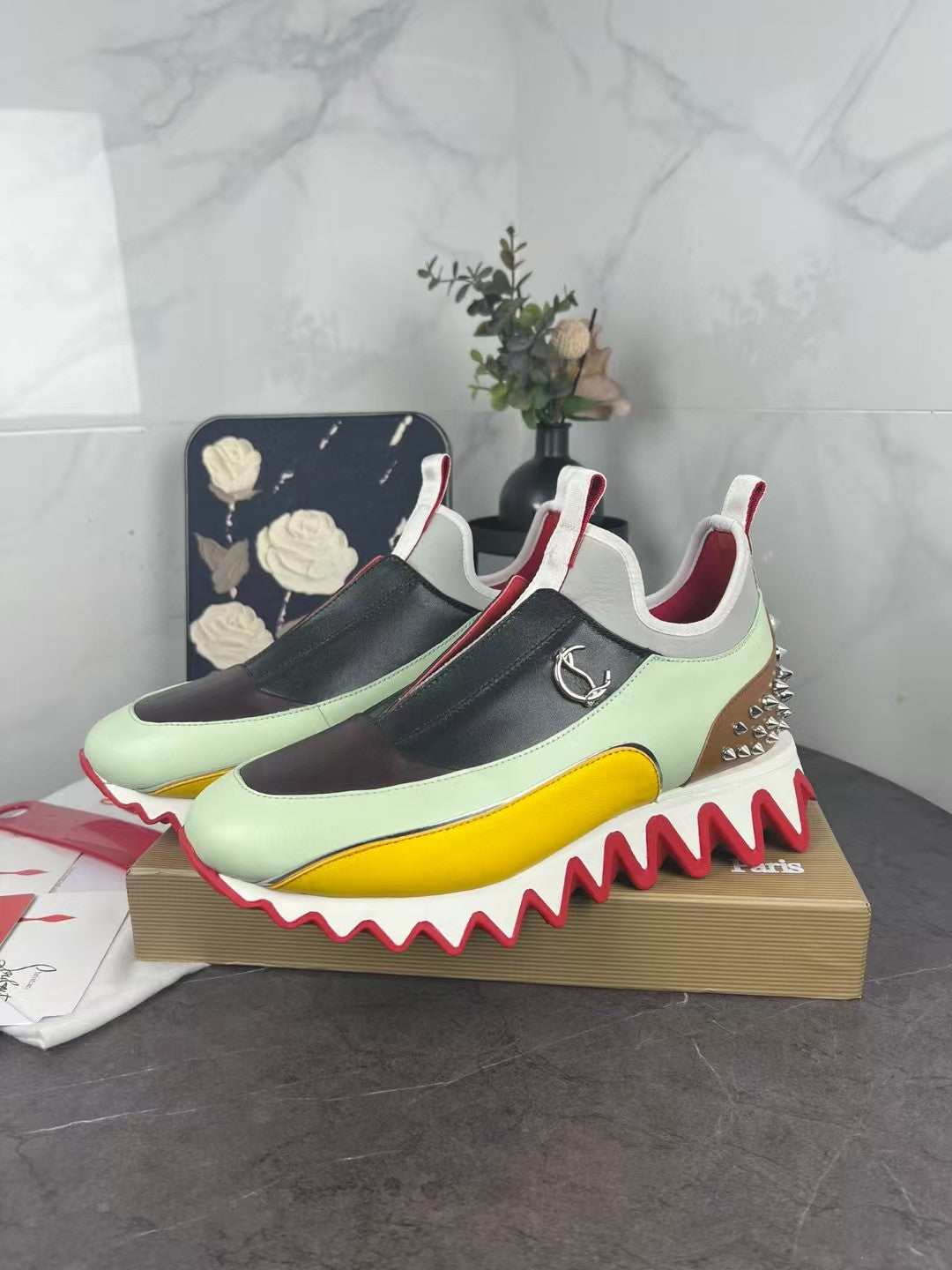 275NA13Z  Popular high-quality sneakers
