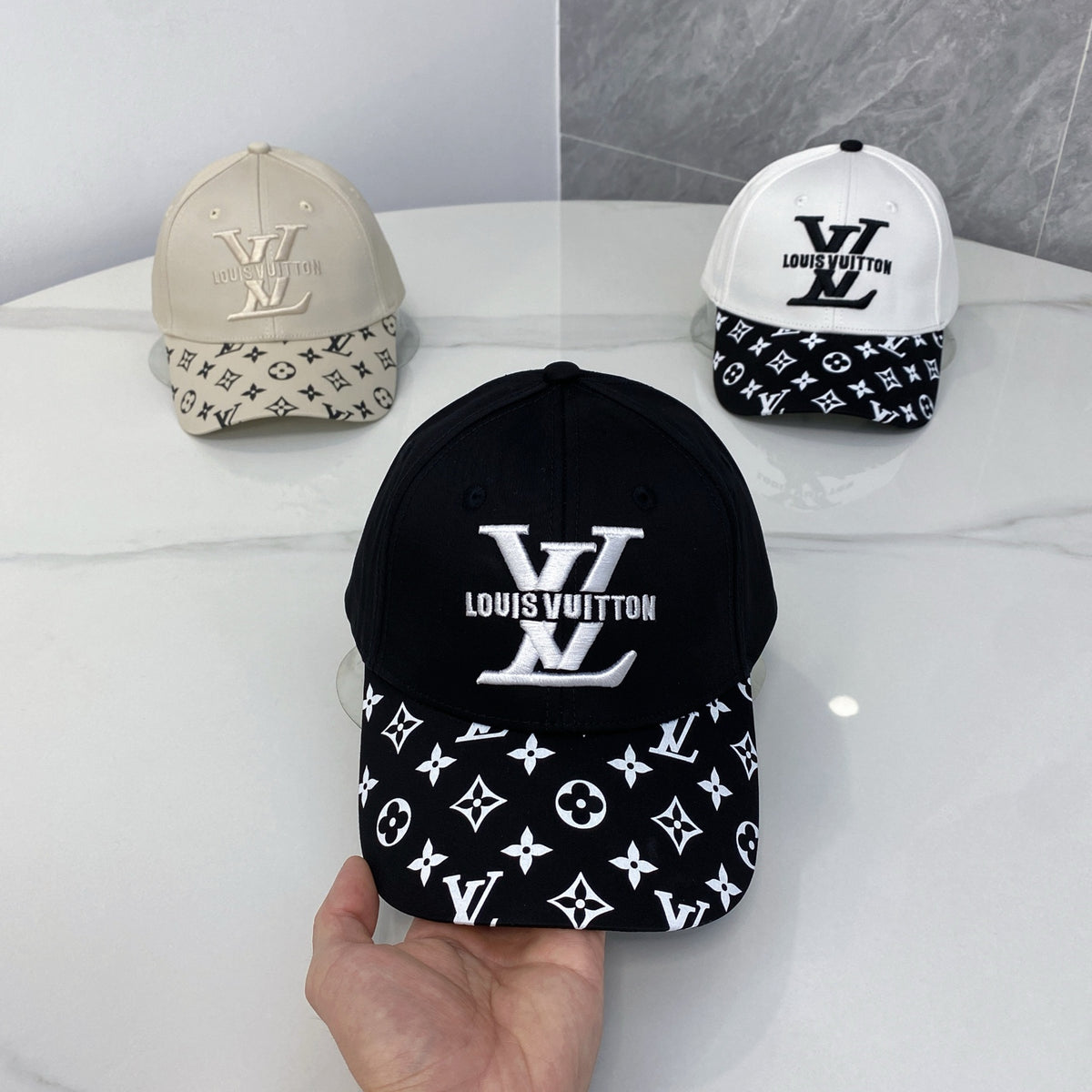 M1R86E126 Popular hats