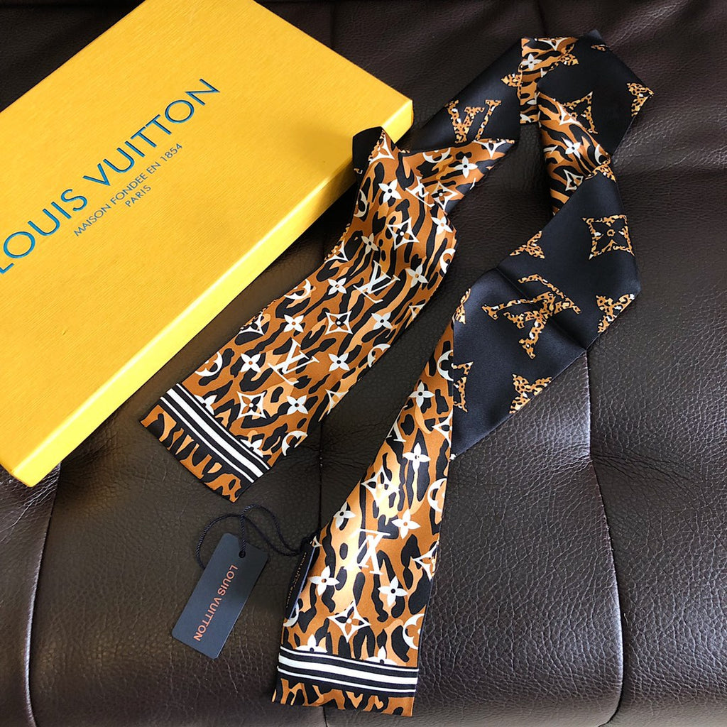 W1N86E3 Fashion Silk Scarve