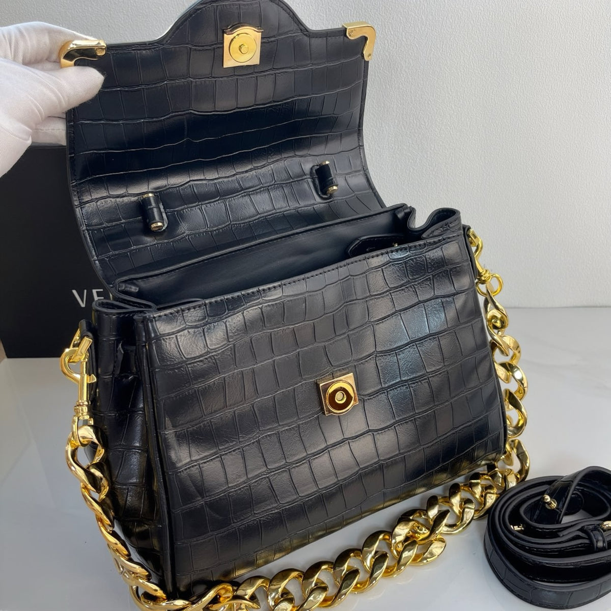 B1N96A32 Popular leather bag