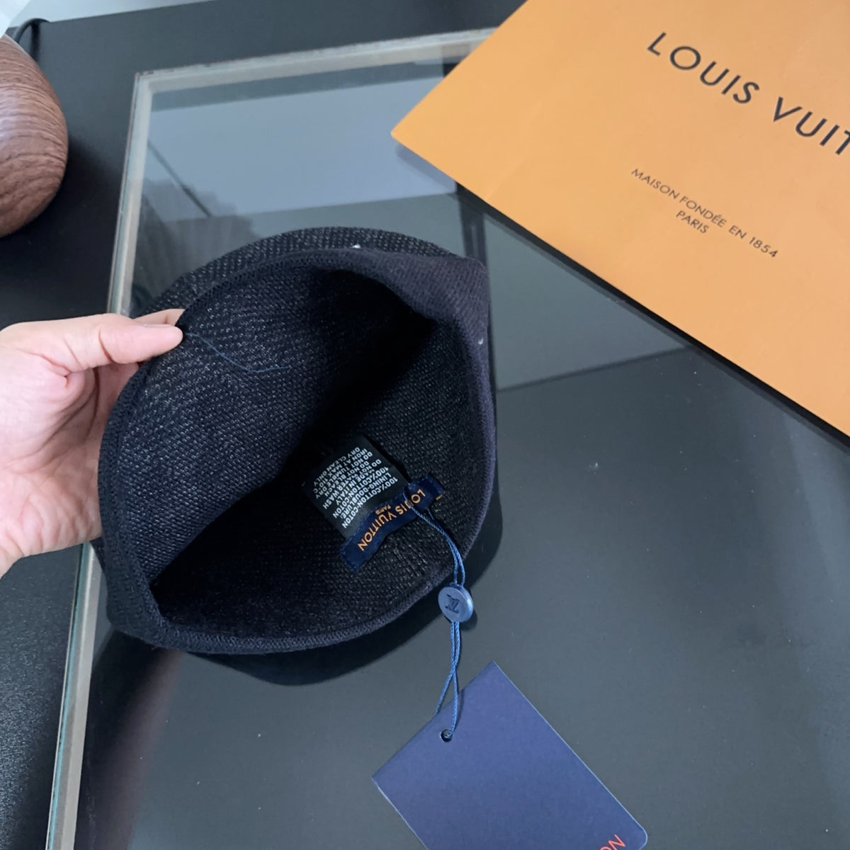 M1R86E18 Fashion hats