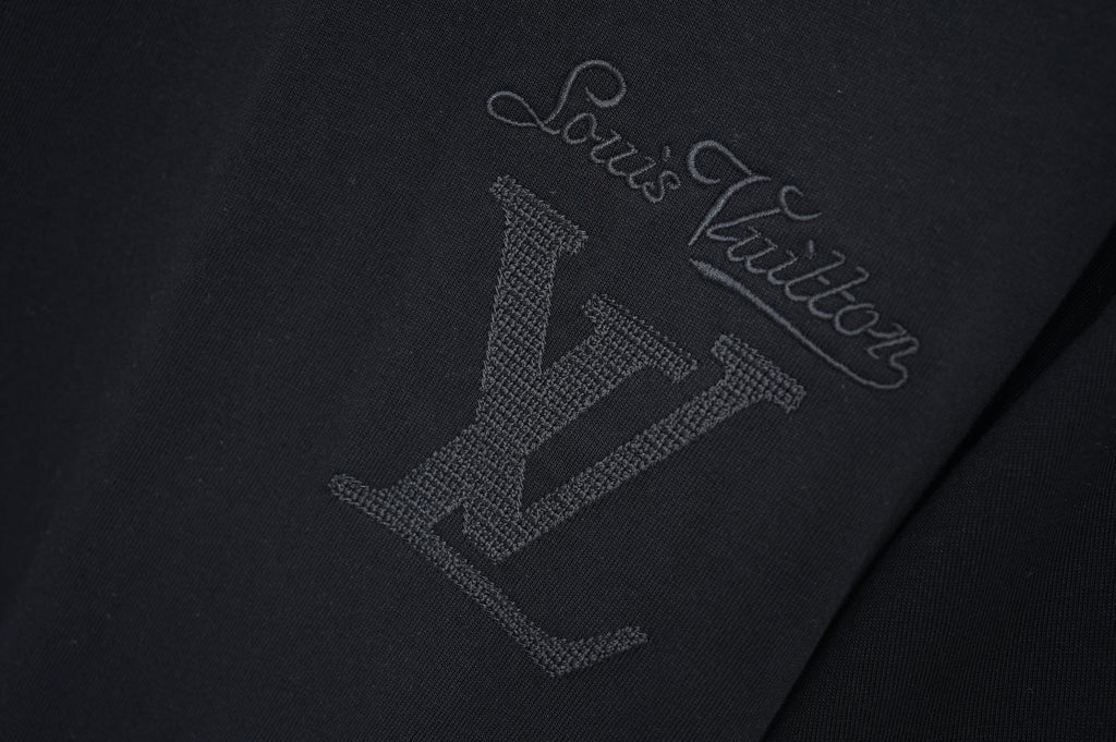 U1R86E12 Fashion T-shirts