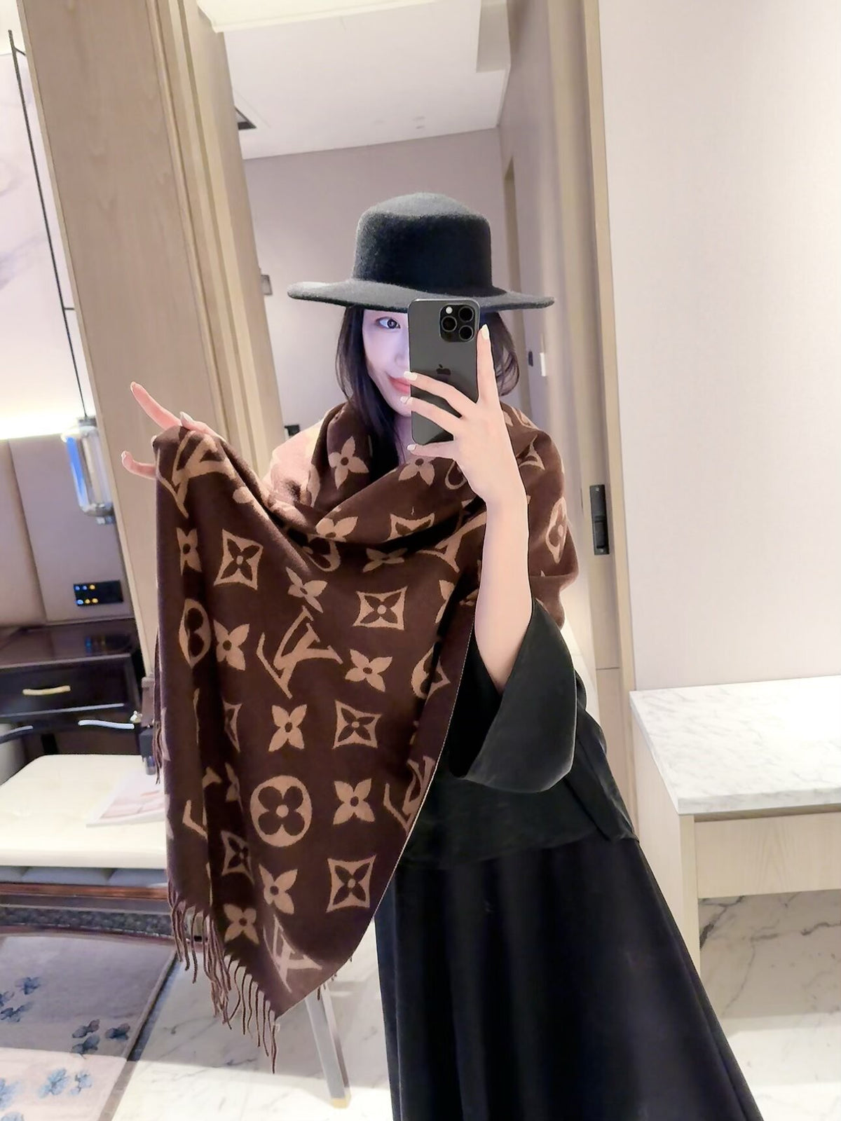W1R96E126 Popular Winter Scarves