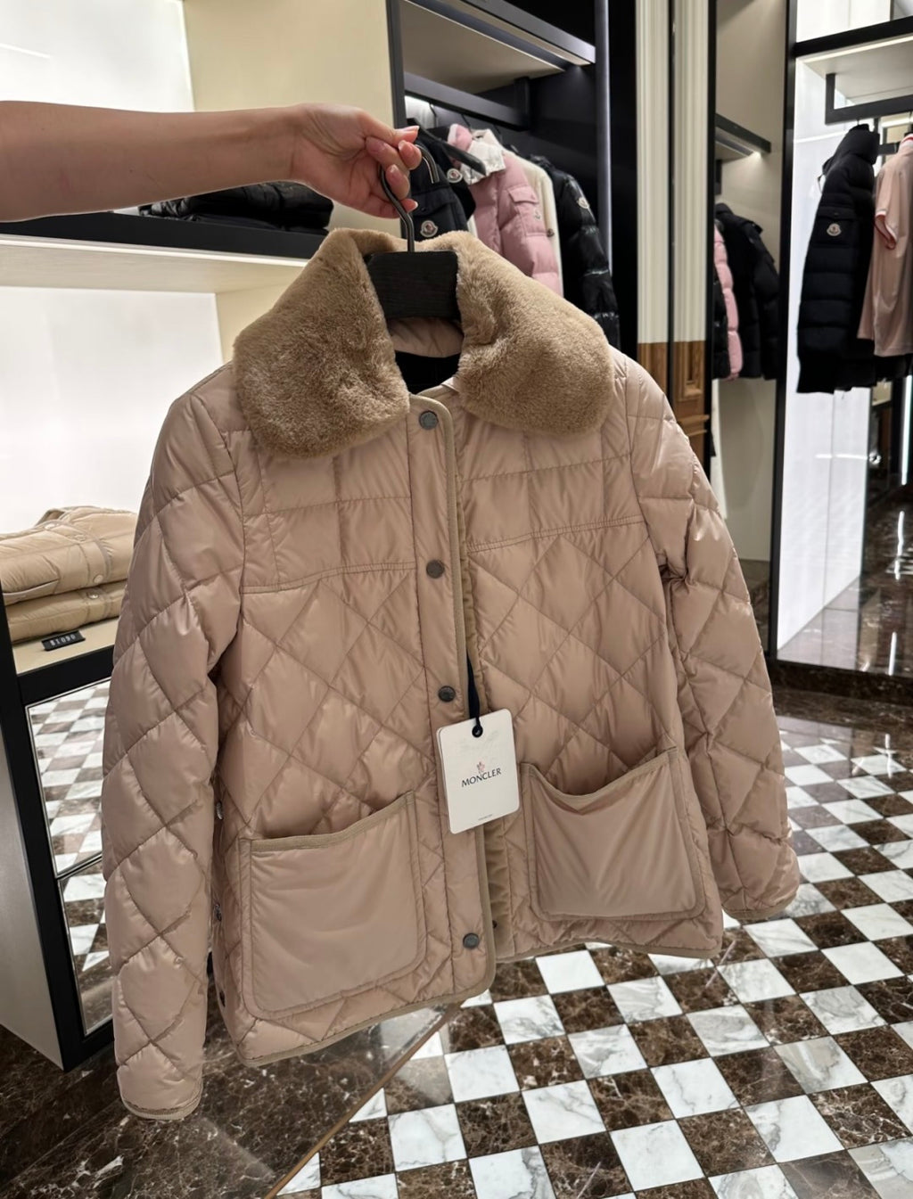 U3R106A17 Fashion down jacket