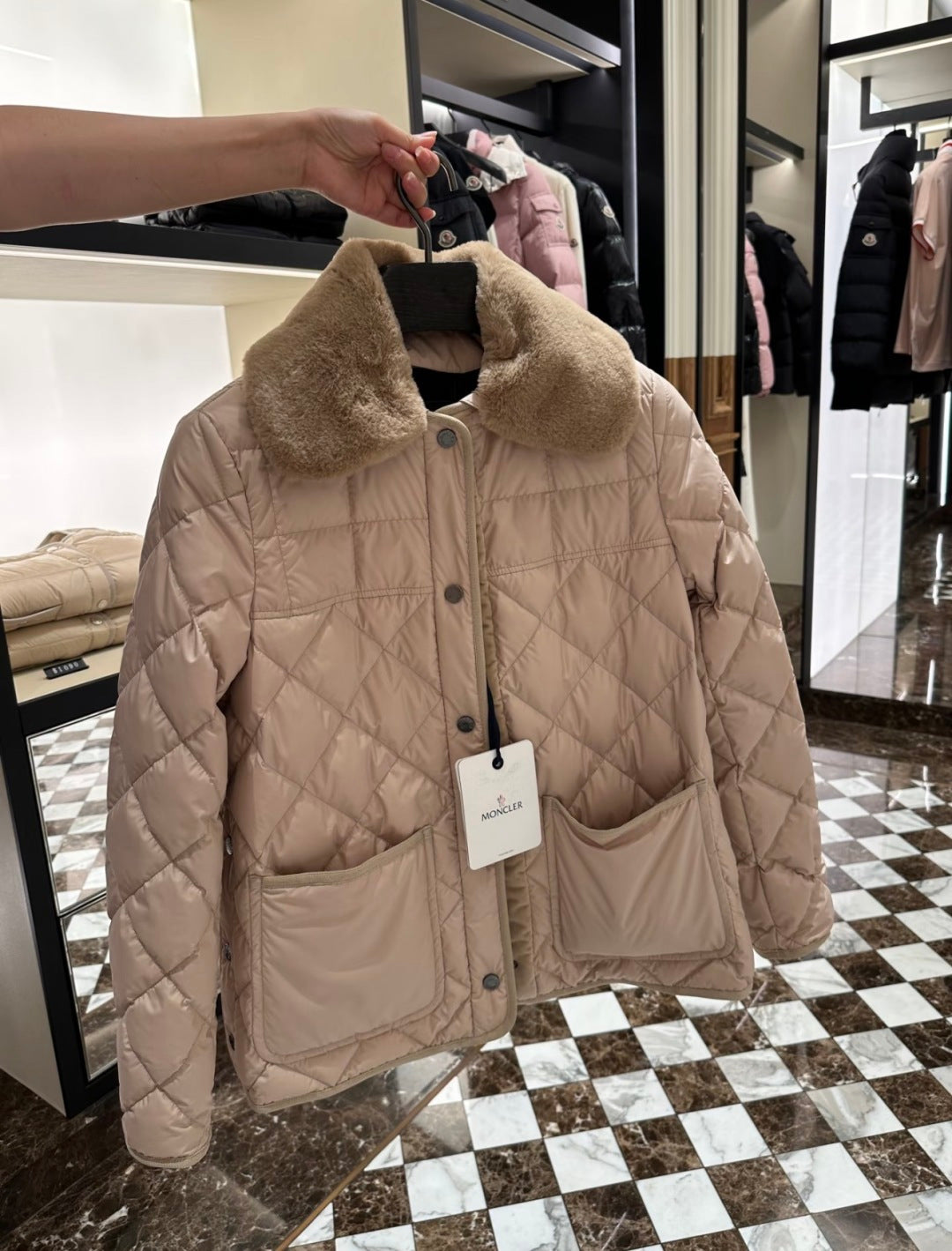 U3R106A17 Fashion down jacket