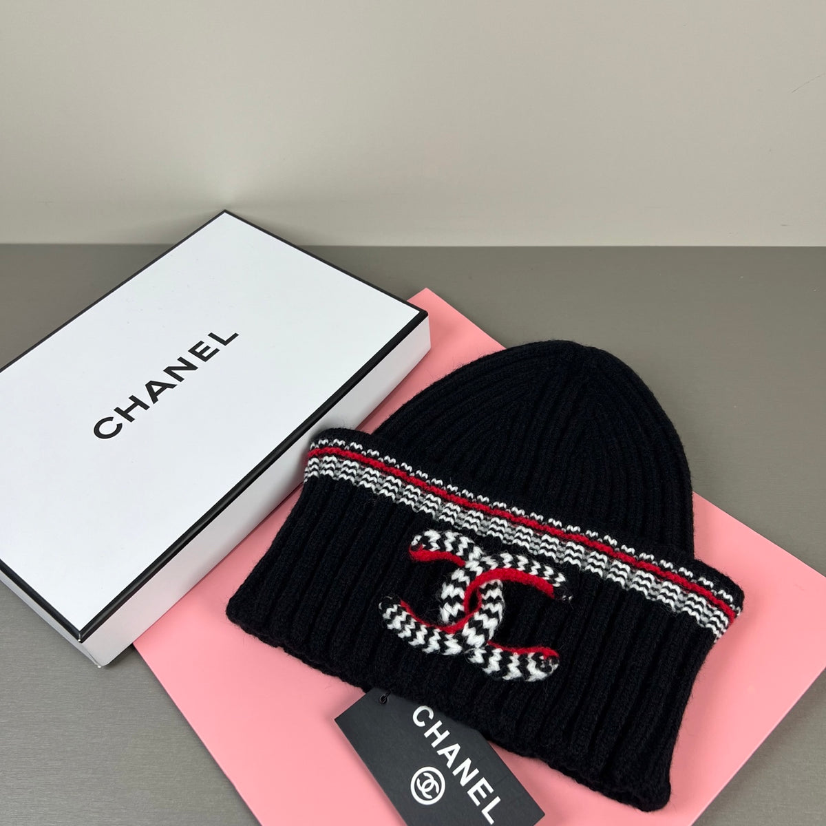 M1R86C2 Fashion hats