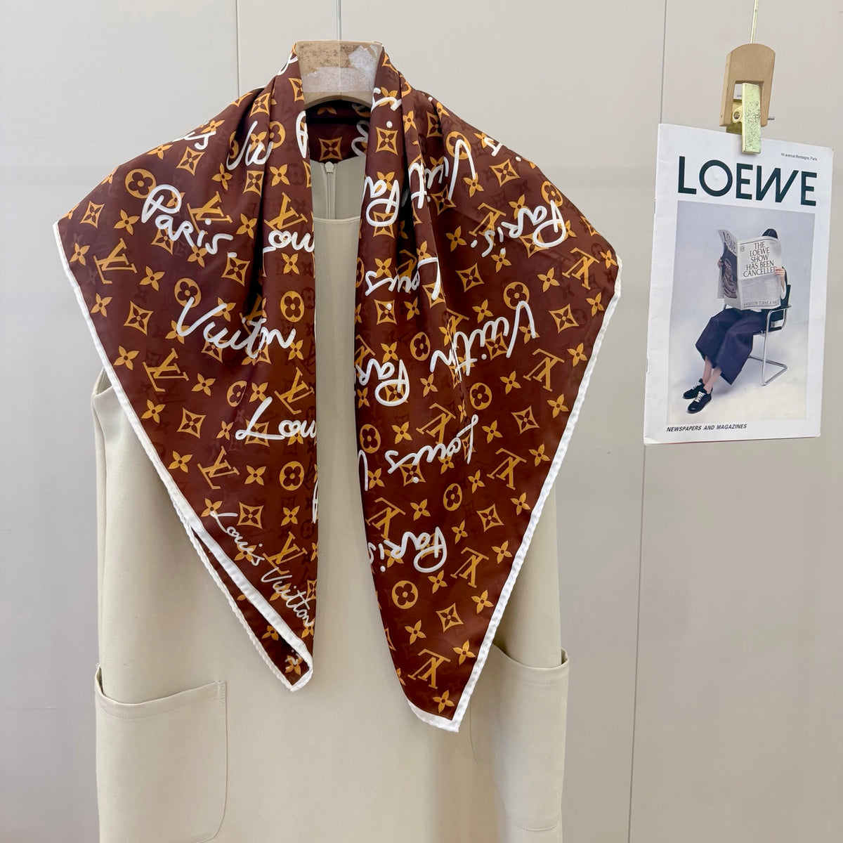 W1N76E2 Popular Silk Scarves