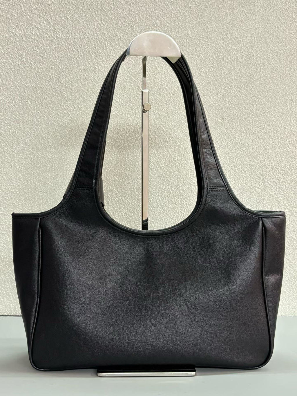 136NJ11B Popular leather bag