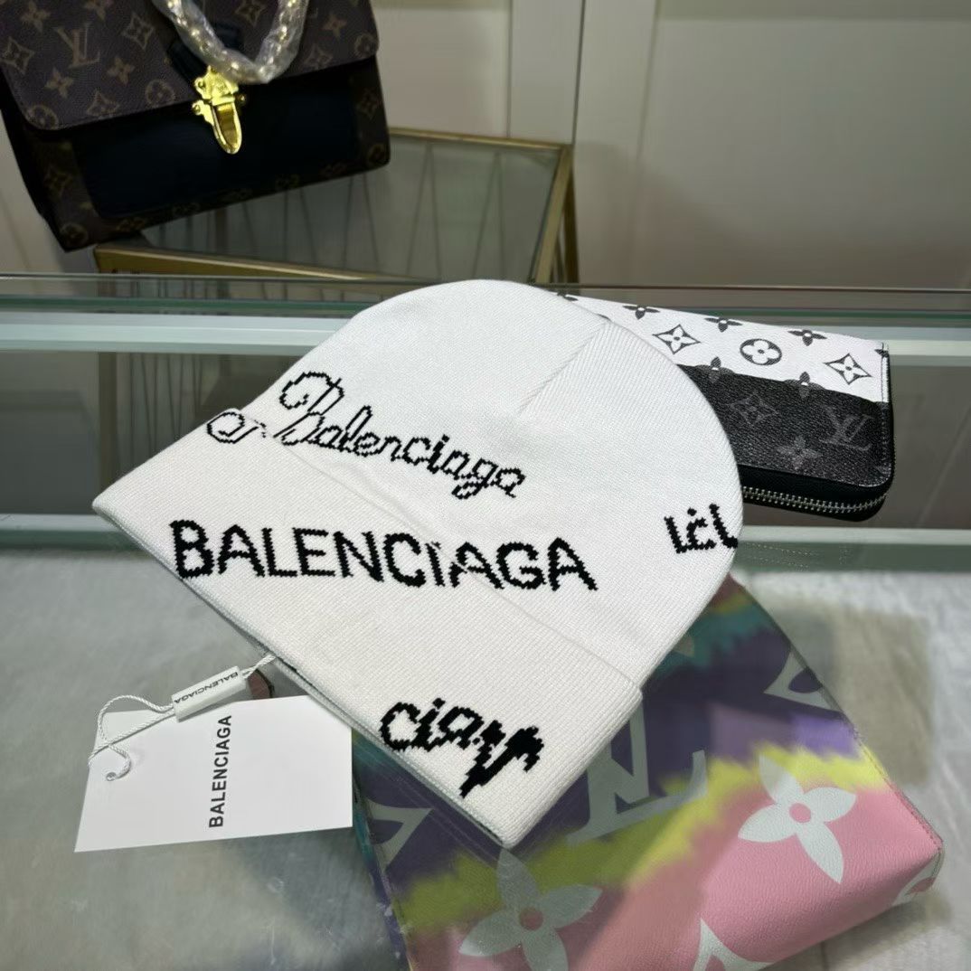 M1R86J75 Fashion hats