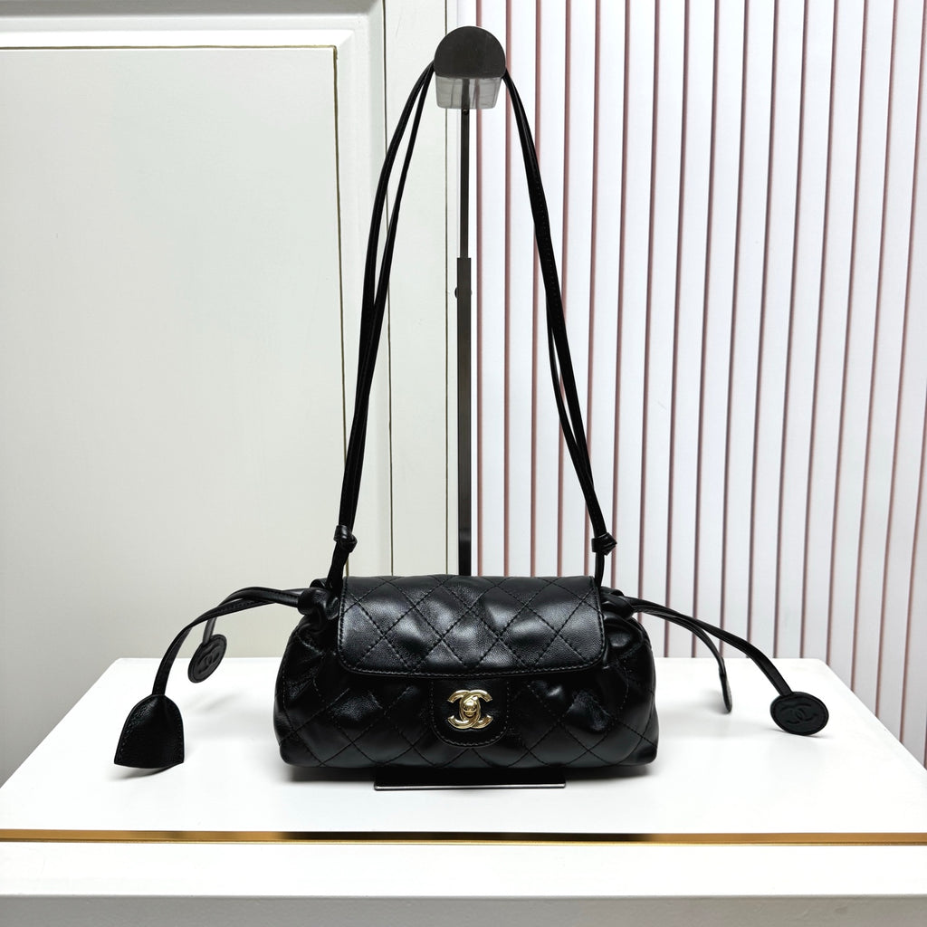 B1N96C28 Popular leather bag
