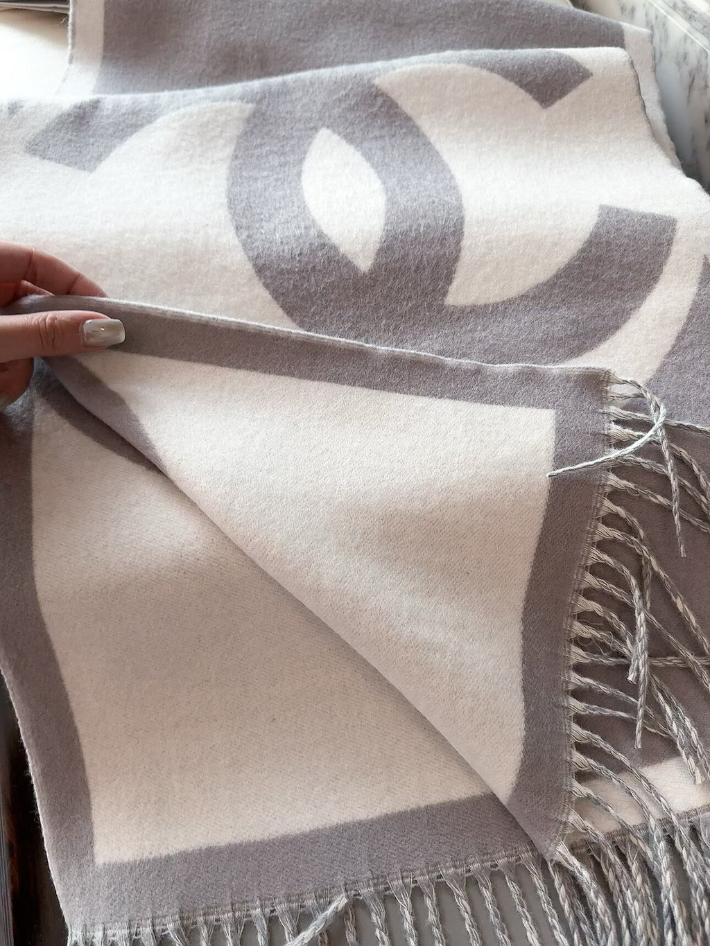 W1R106C20 Fashion Winter Scarves