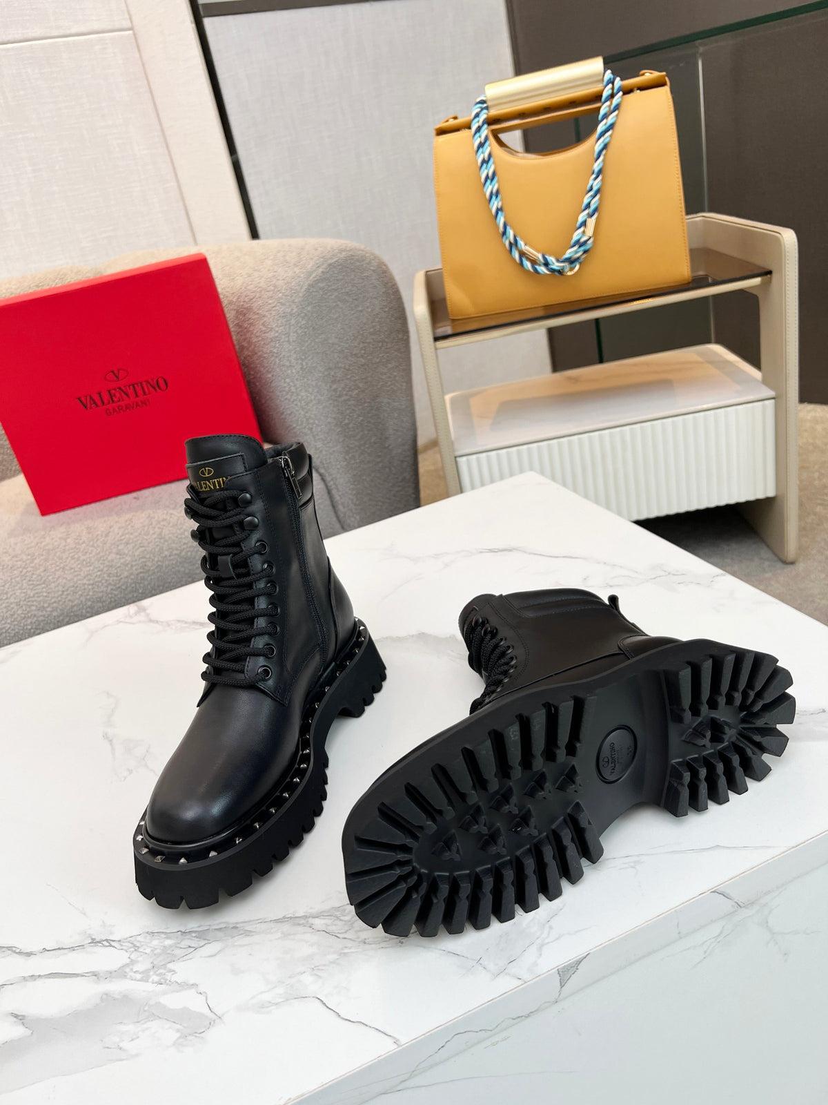 Z2R96VL7 Popular high-quality leather shoes
