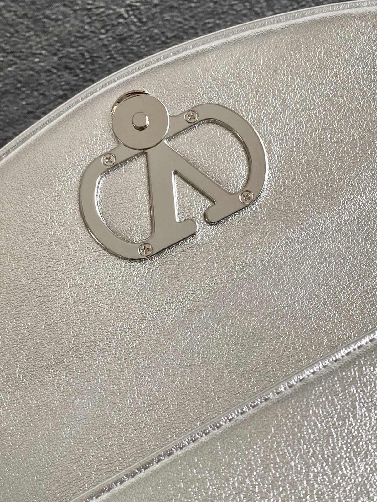 B1R76VL33 Fashion leather bag