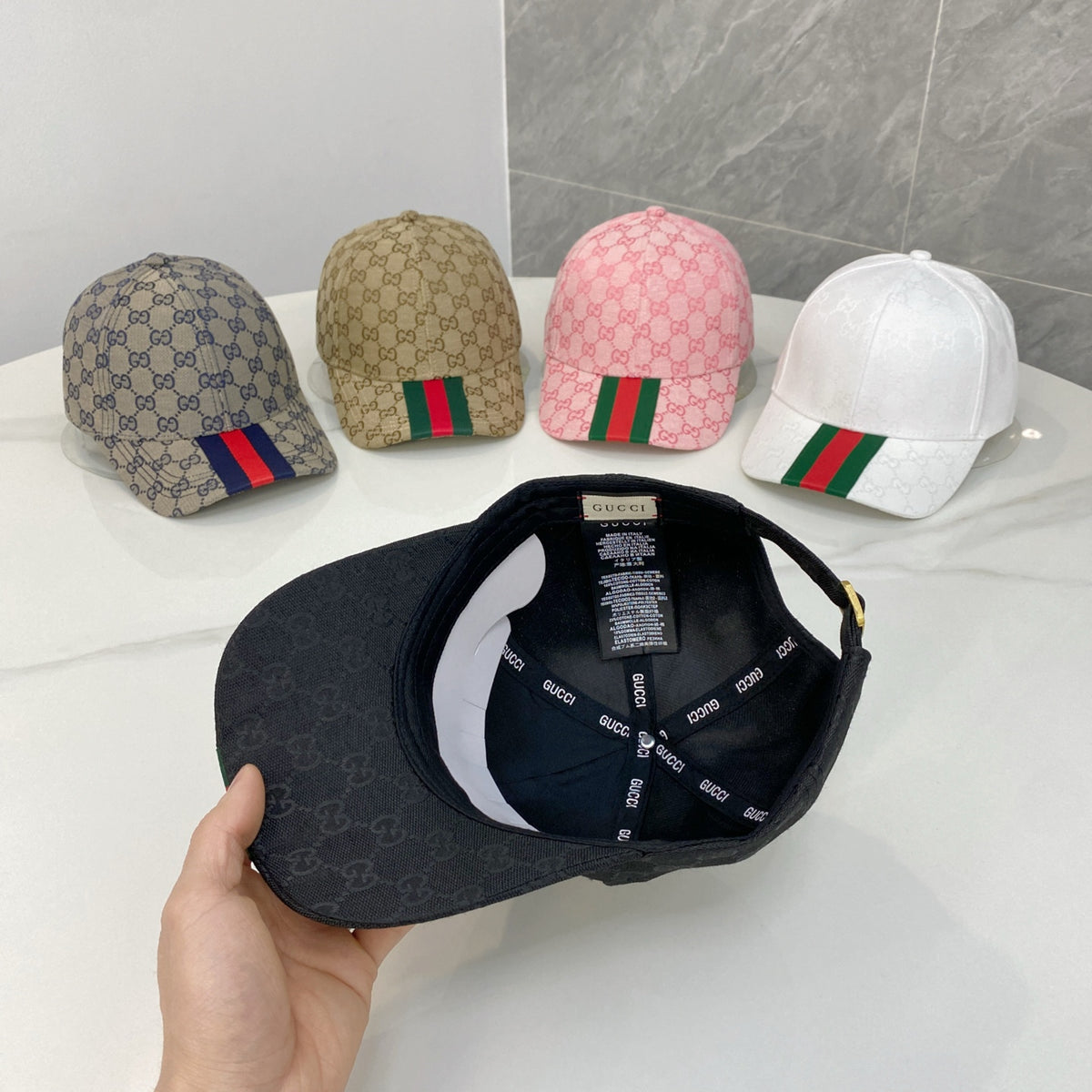 M1R86B131 Fashion hats