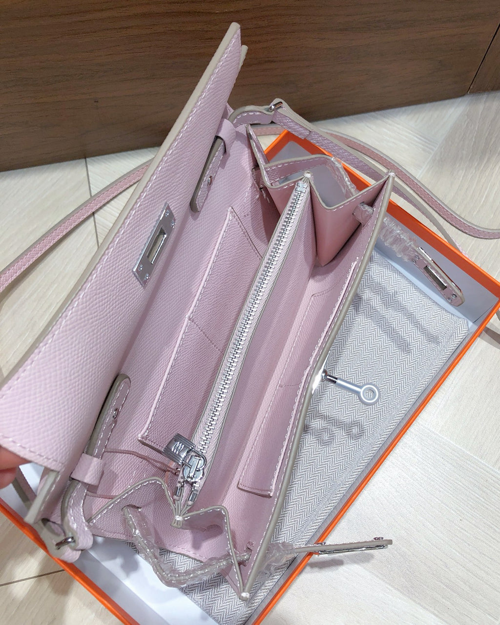 B1X66H10 Fashion high-quality leather bag