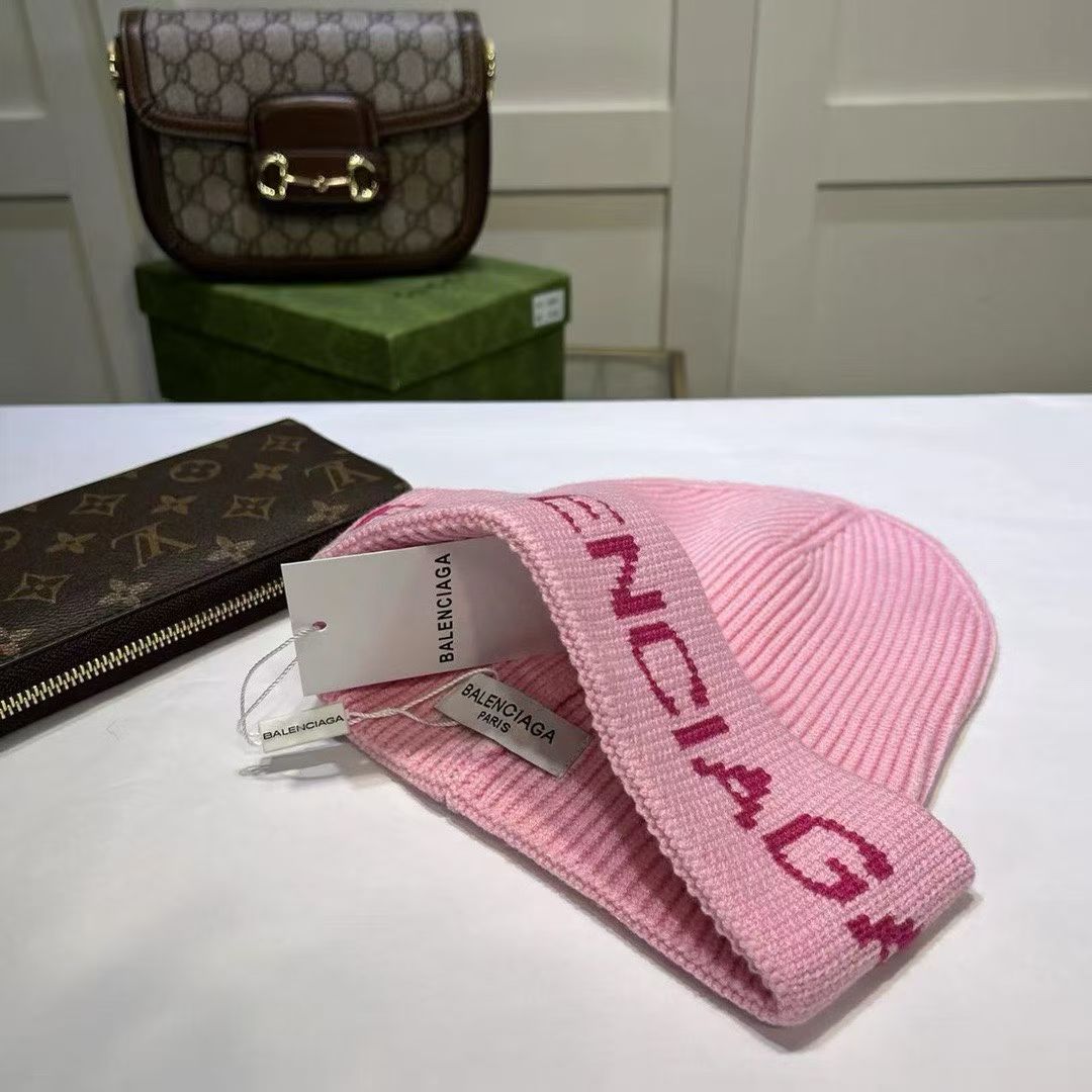 M1R86J86 Fashion hats