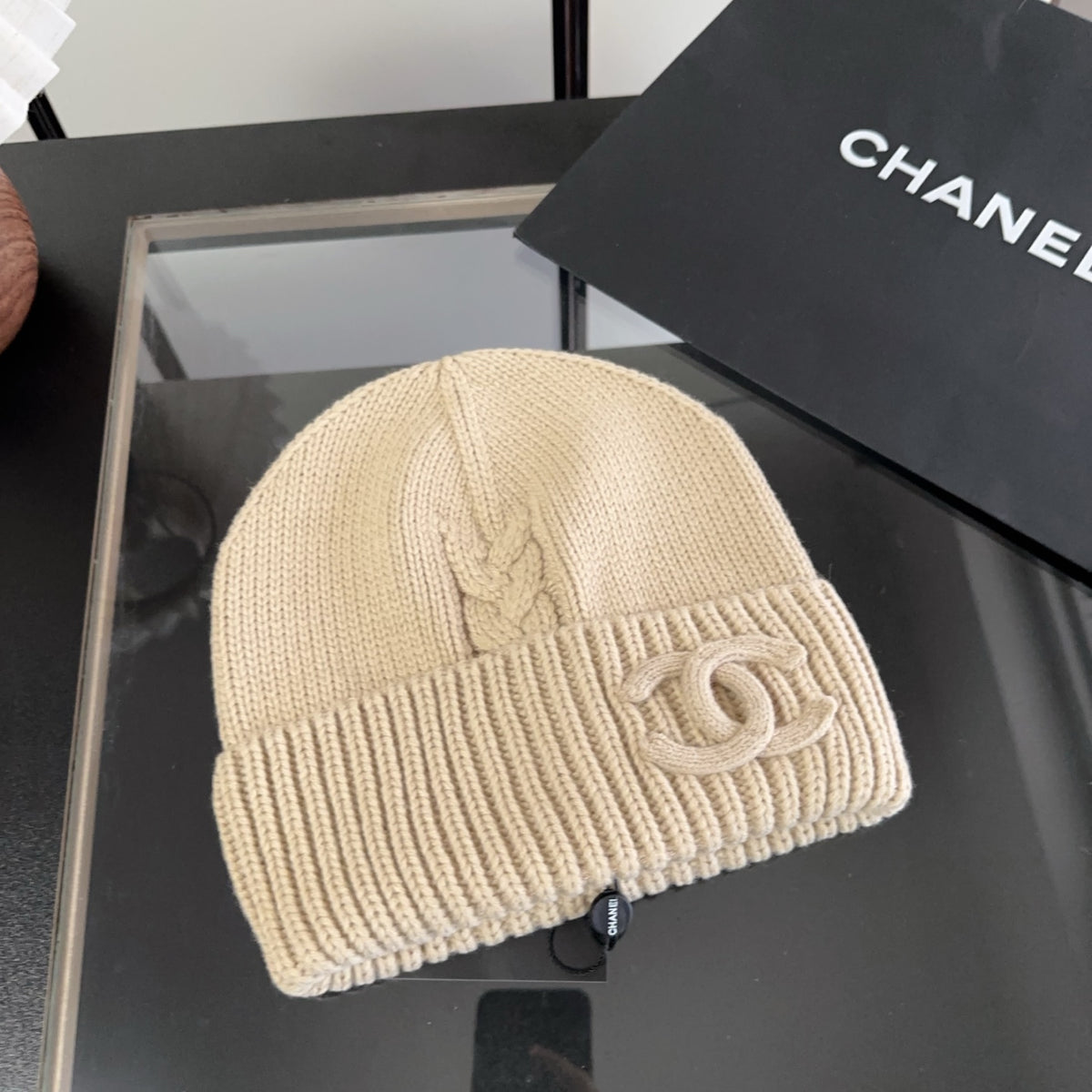 M1R86C22 Popular hats