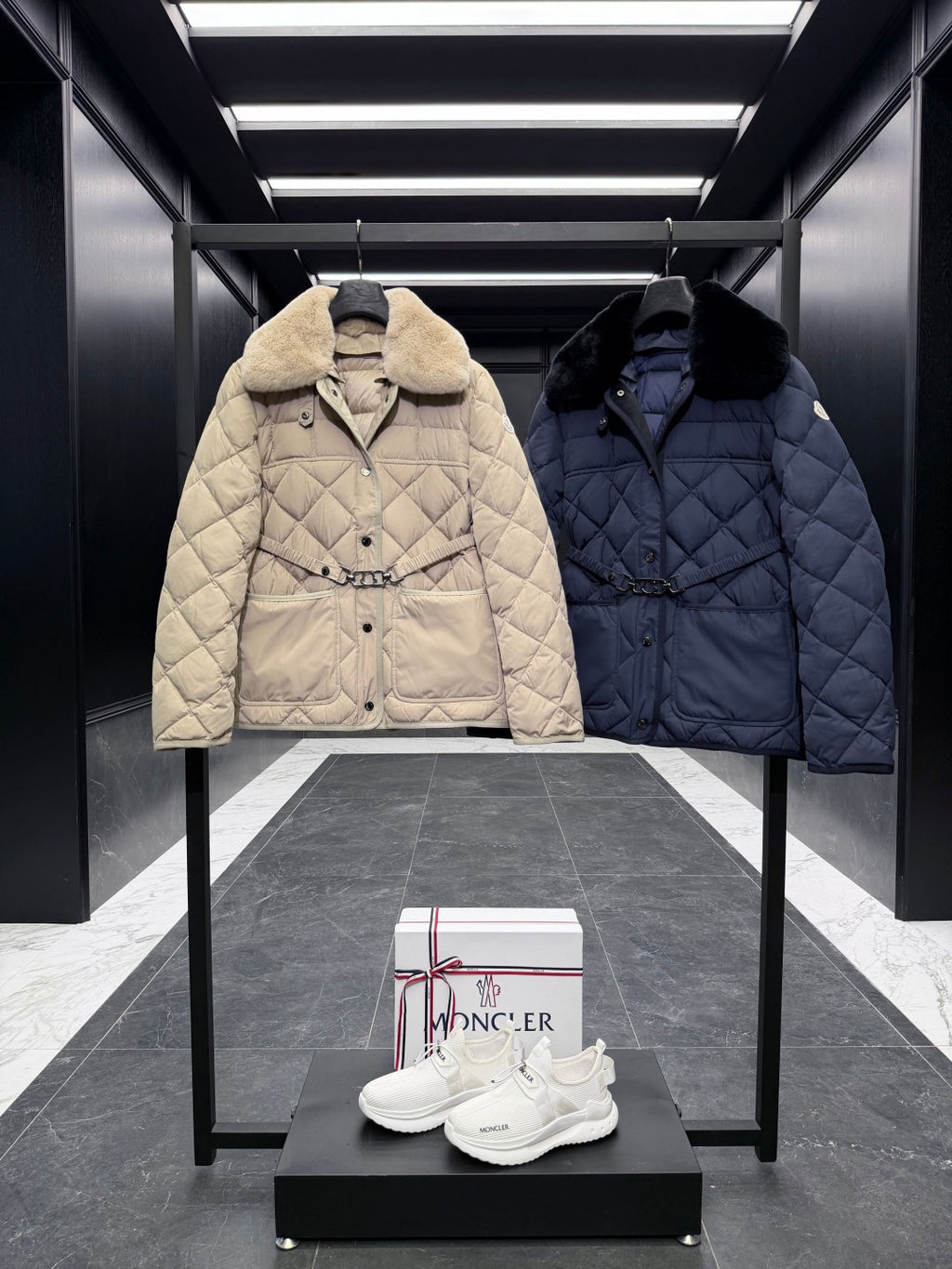 U3R106A17 Fashion down jacket