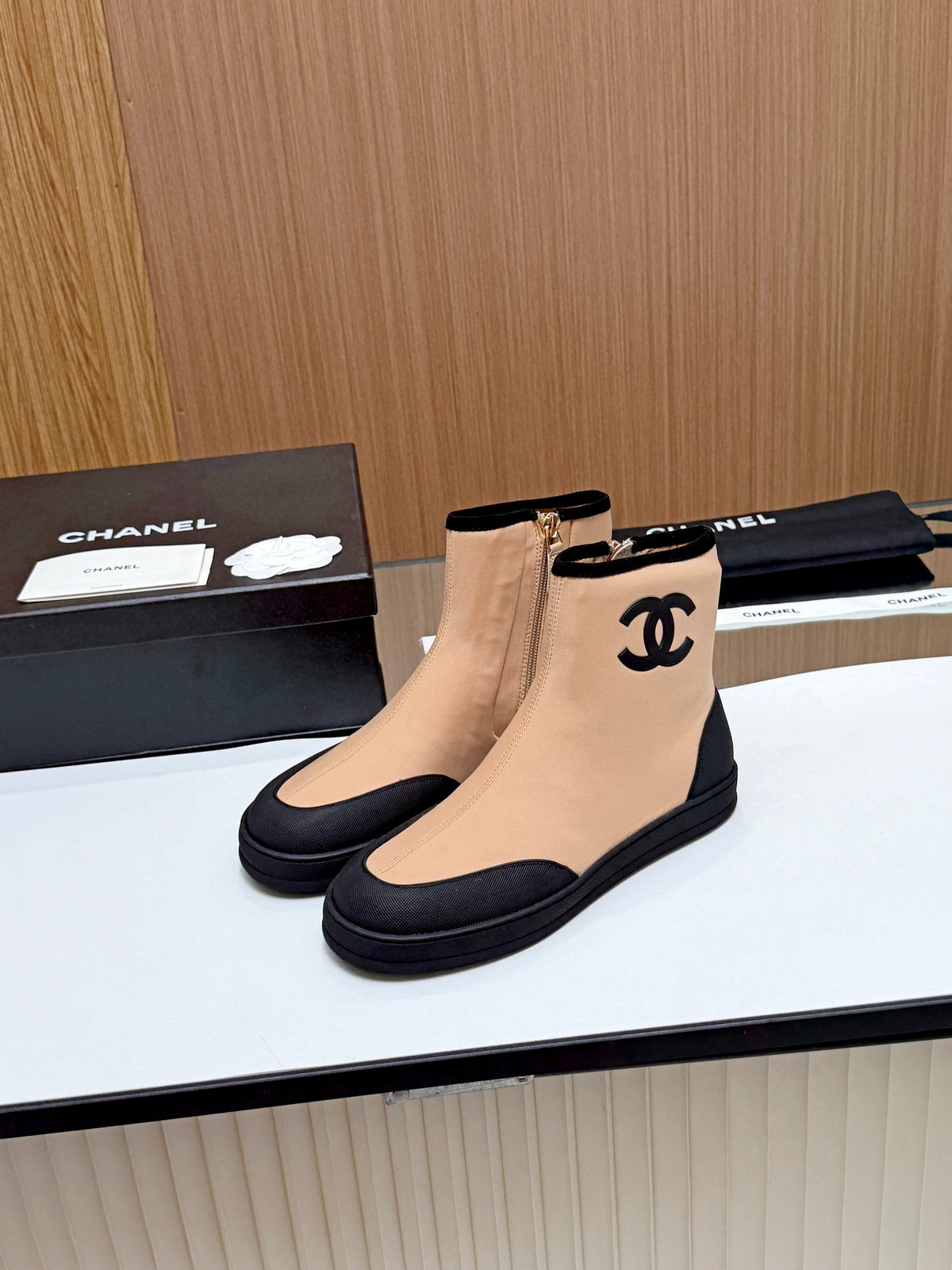 Z2P96C10 Popular high-quality shoes