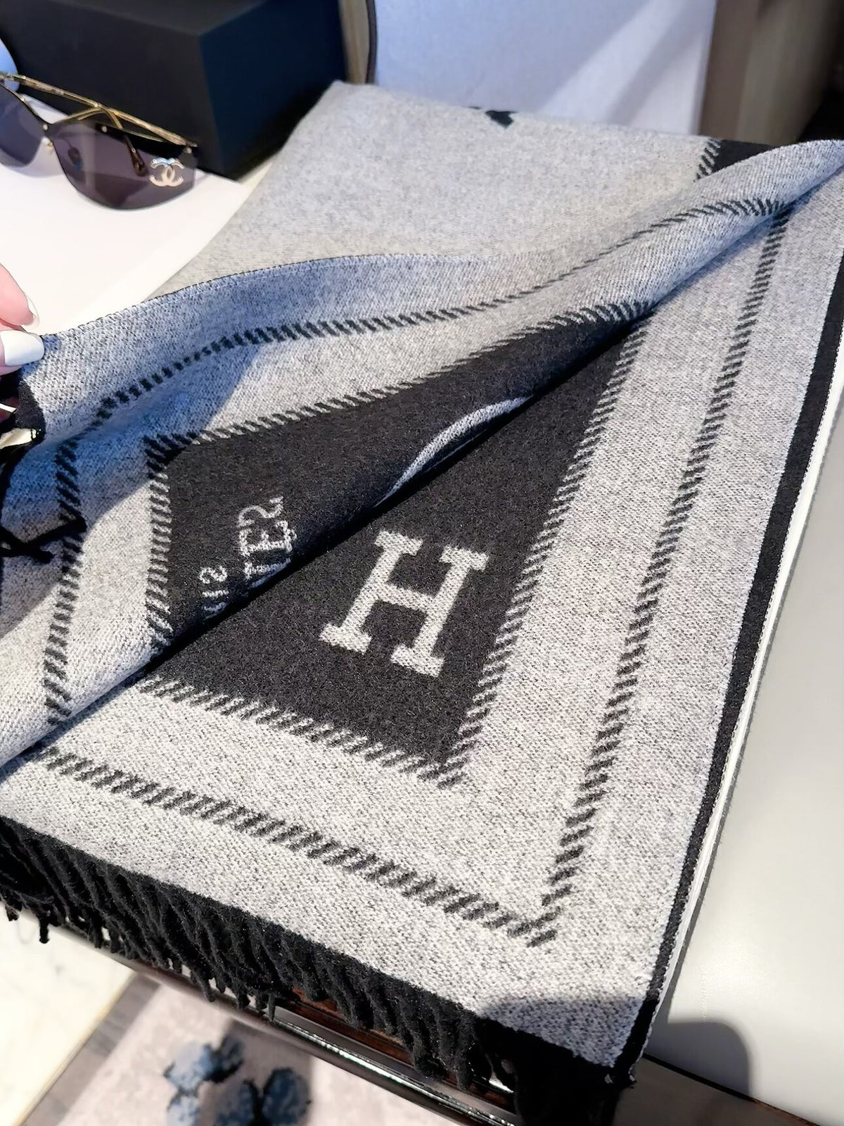 W1R96H127 Fashion Winter Scarves