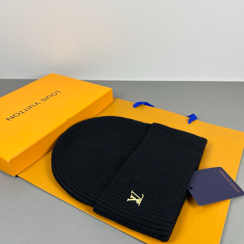 M1R96E32 Fashion hats