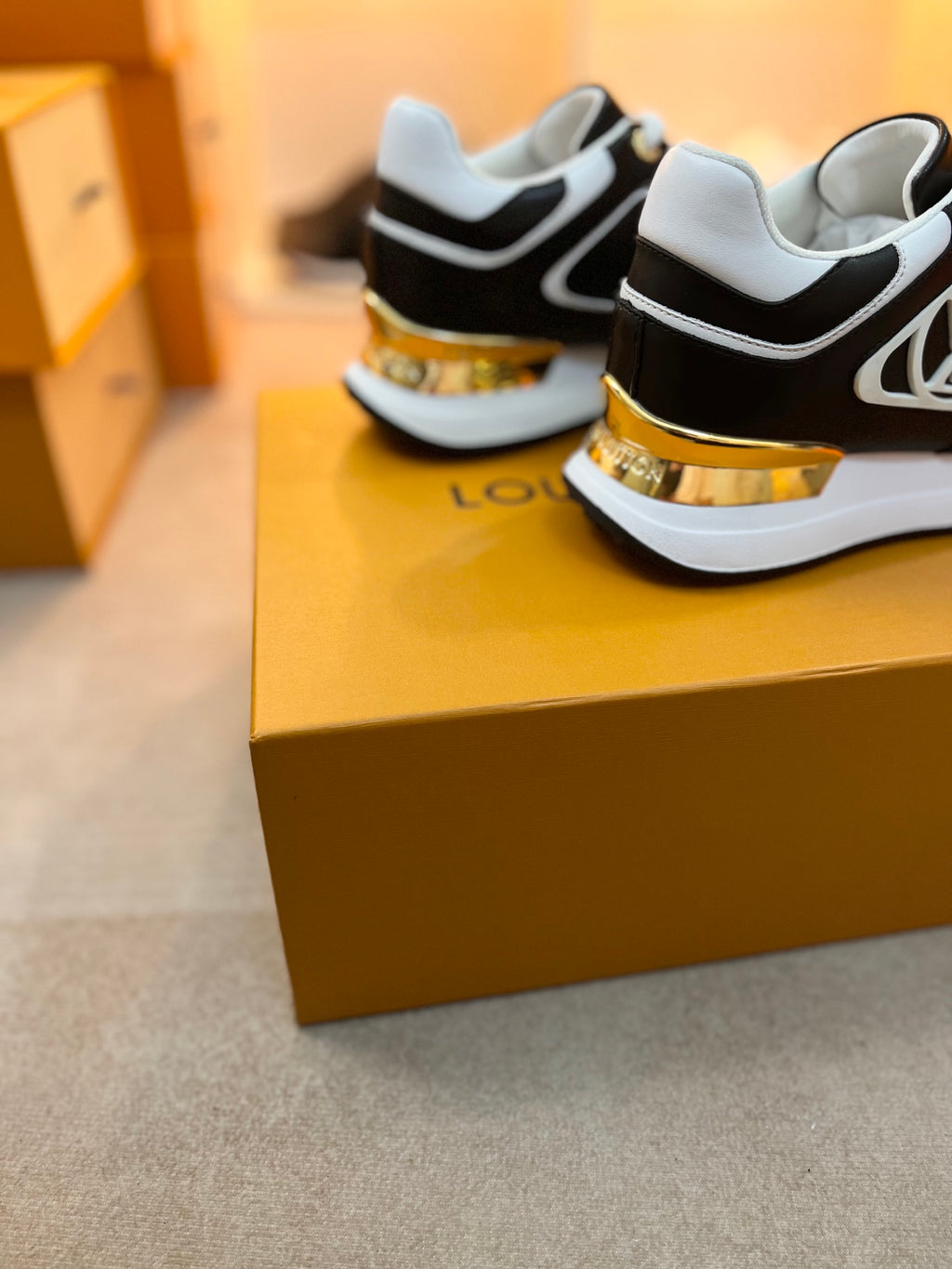 236PE59Z Popular high-quality leather Shoes