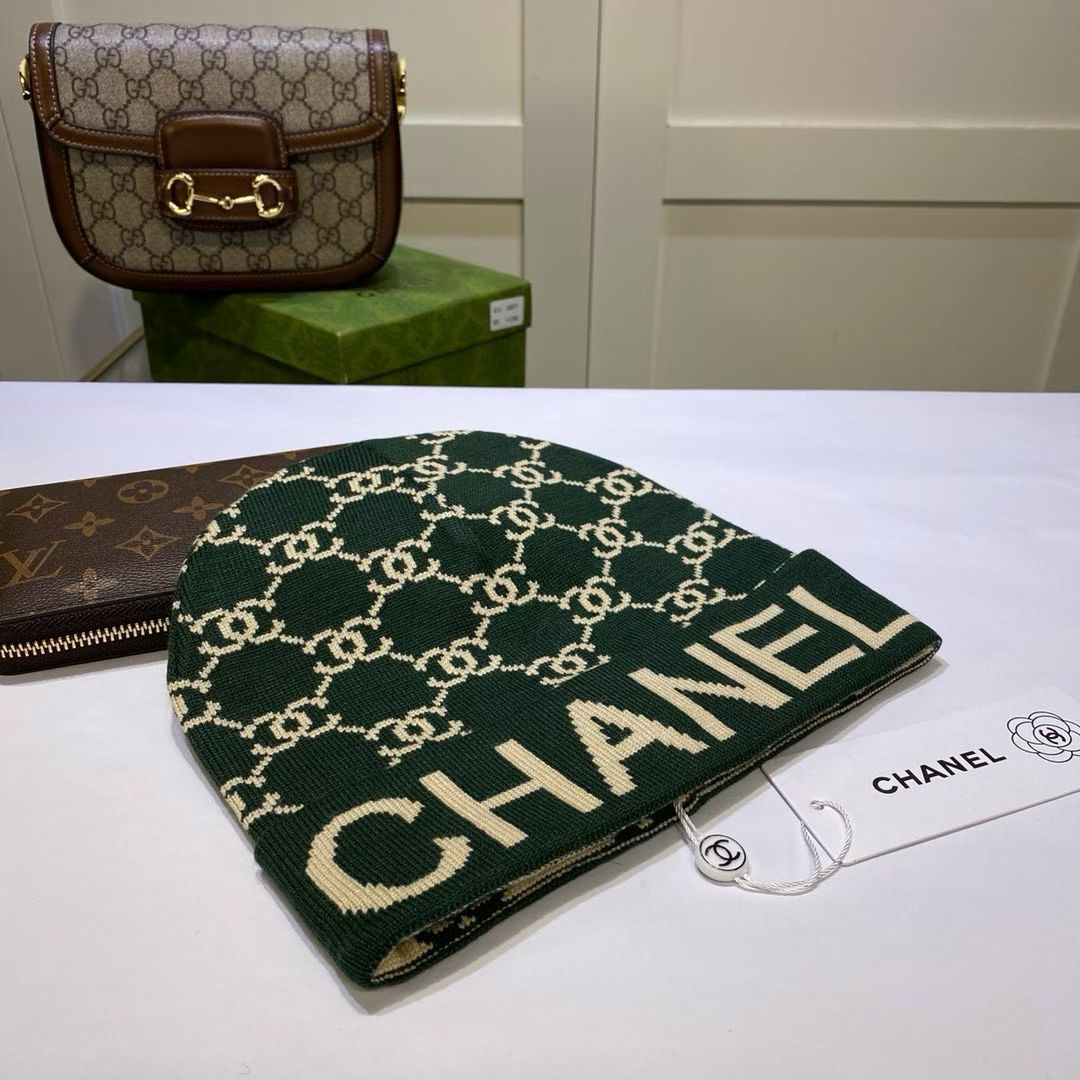 M1R86C67 Fashion hats