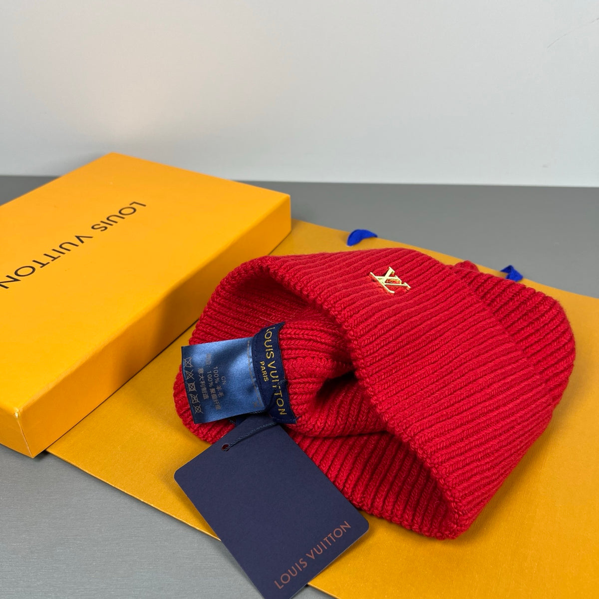 M1R96E32 Fashion hats