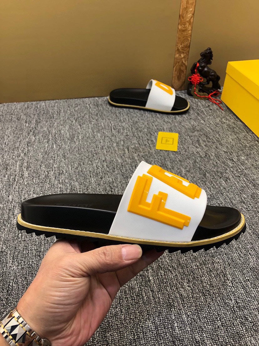 5XF106Z Popular Slippers