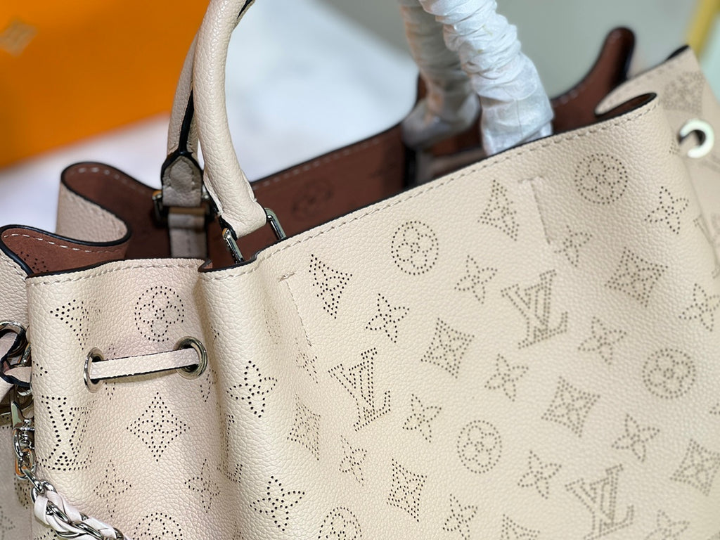 15XE13B Popular  leather bag)