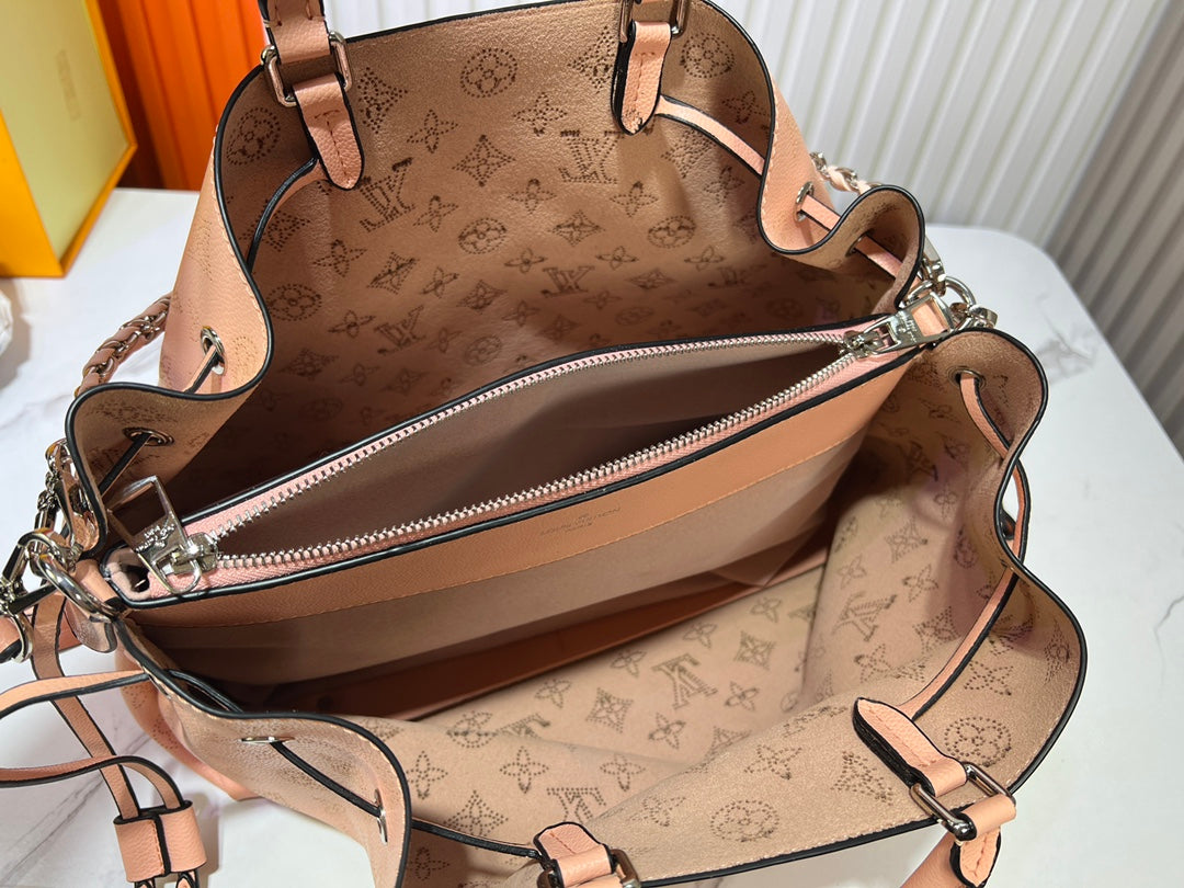 15XE13B Popular  leather bag)