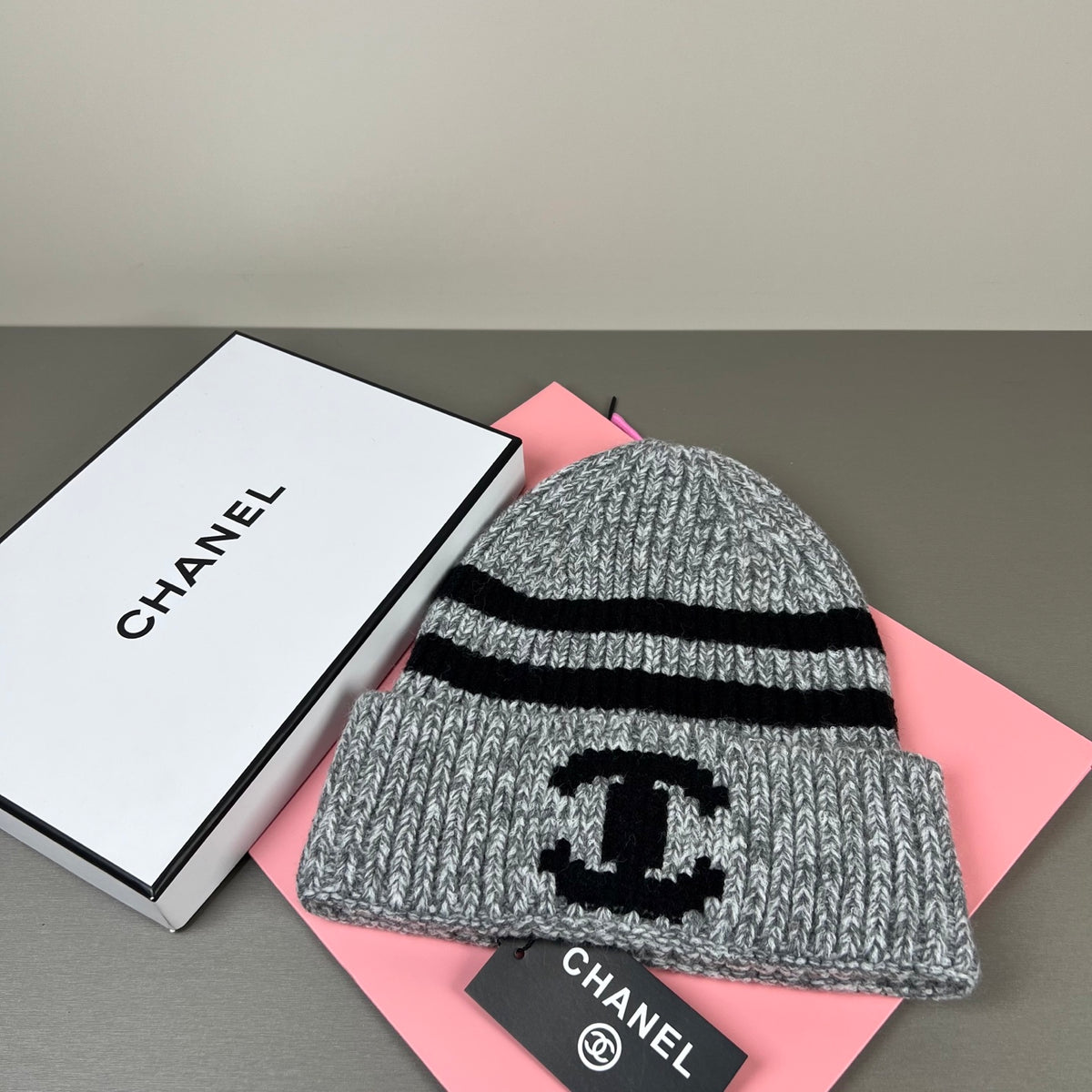 M1R86C4 Fashion hats