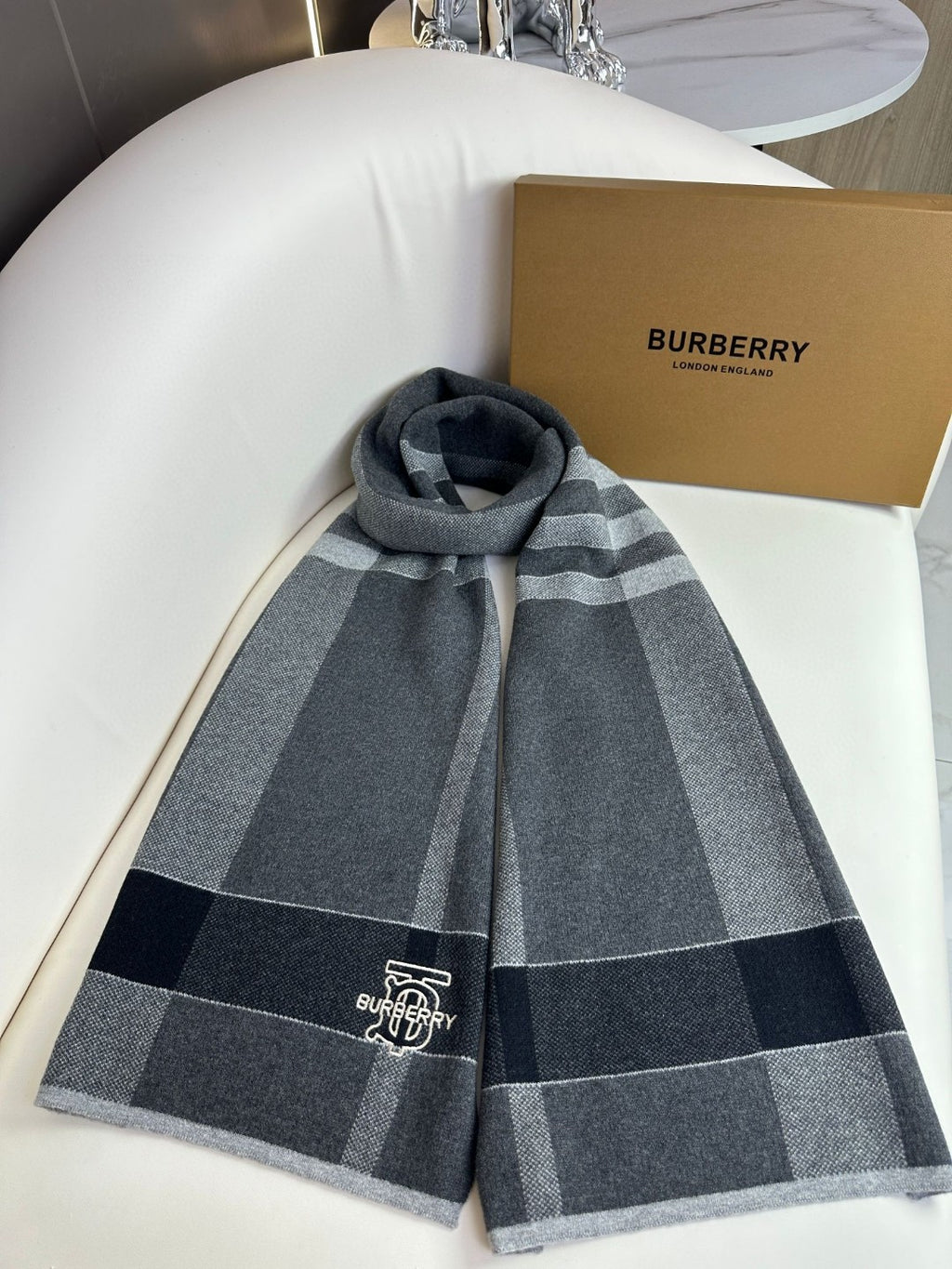 W1R96R12 Popular Winter Scarves