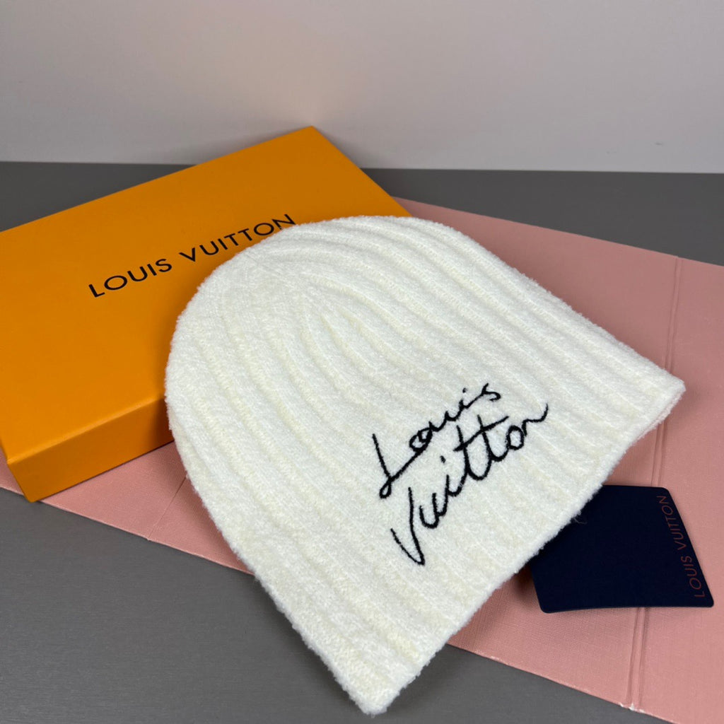 M1R86E5 Fashion hats