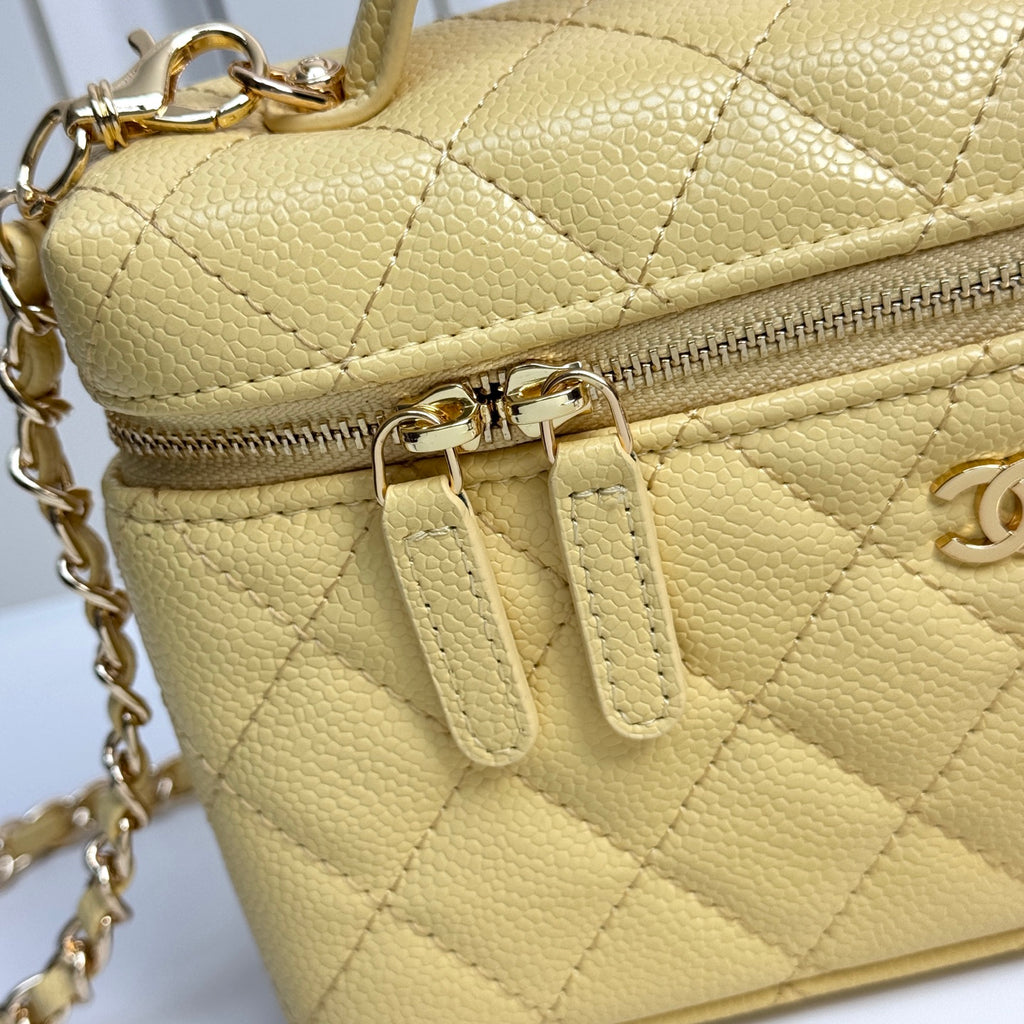 B1X66C19 Fashion leather bag