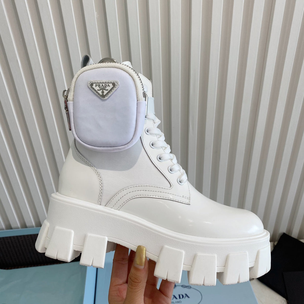 Z2P96P27 Popular high-quality leather shoes