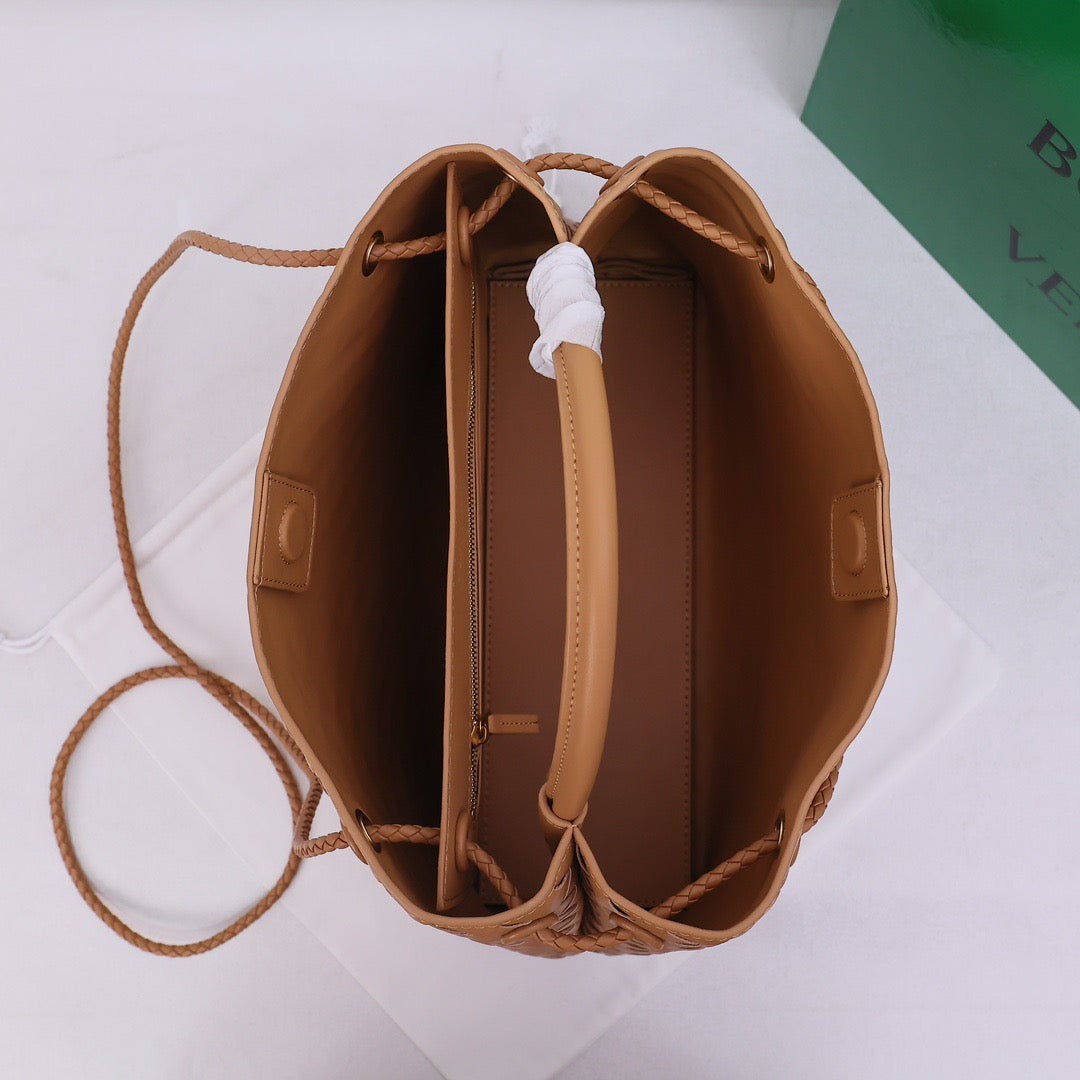 B1X66A35 Popular high-quality leather bag